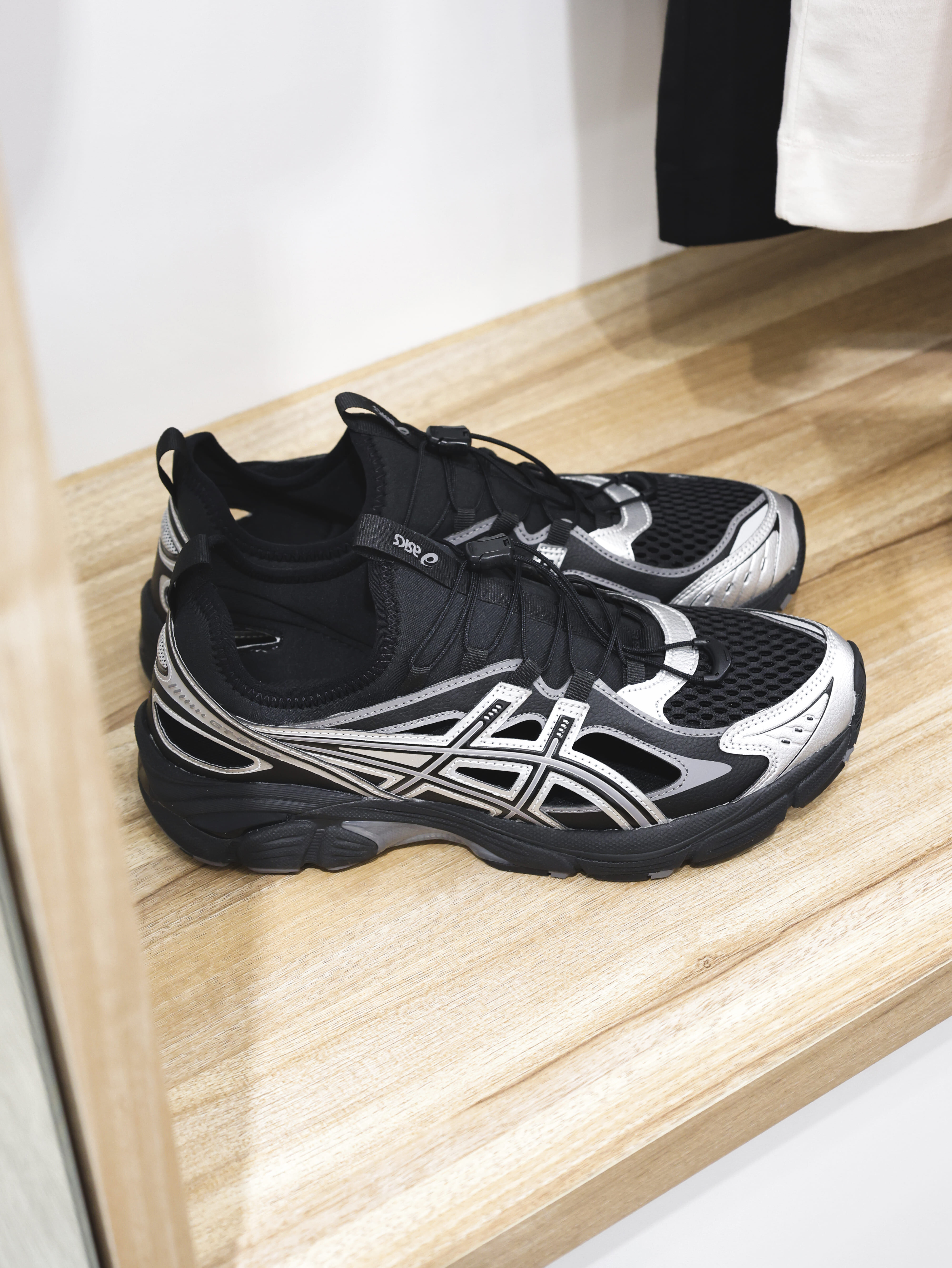 Asics GT-2160 BREEZE 運動休閒鞋 1203A903-001