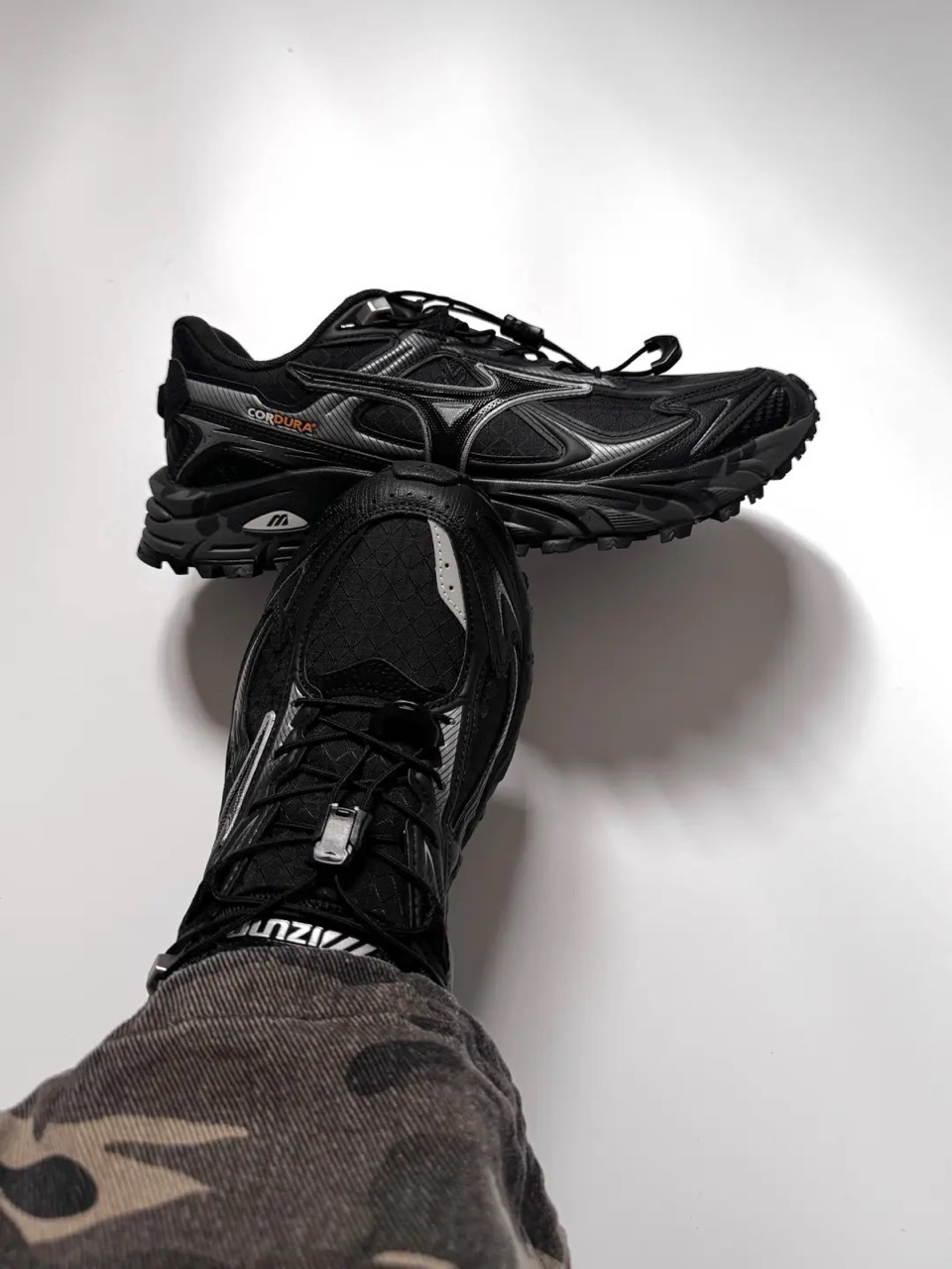 MIZUNO FIYI TL V2 CORDURA 全黑 黑色 防潑水 抗撕裂 復古 戶外 機能 快速鞋帶 男女鞋 D1GH263701 / 現貨