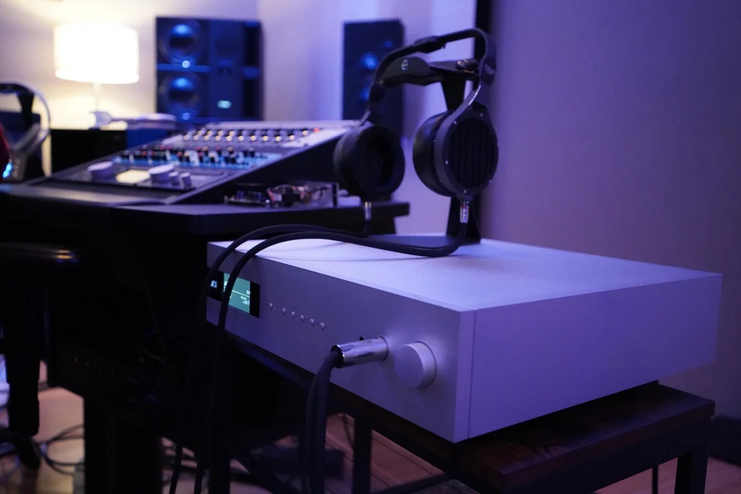 ABYSS AB1266 headphone acoustically fine-tuned