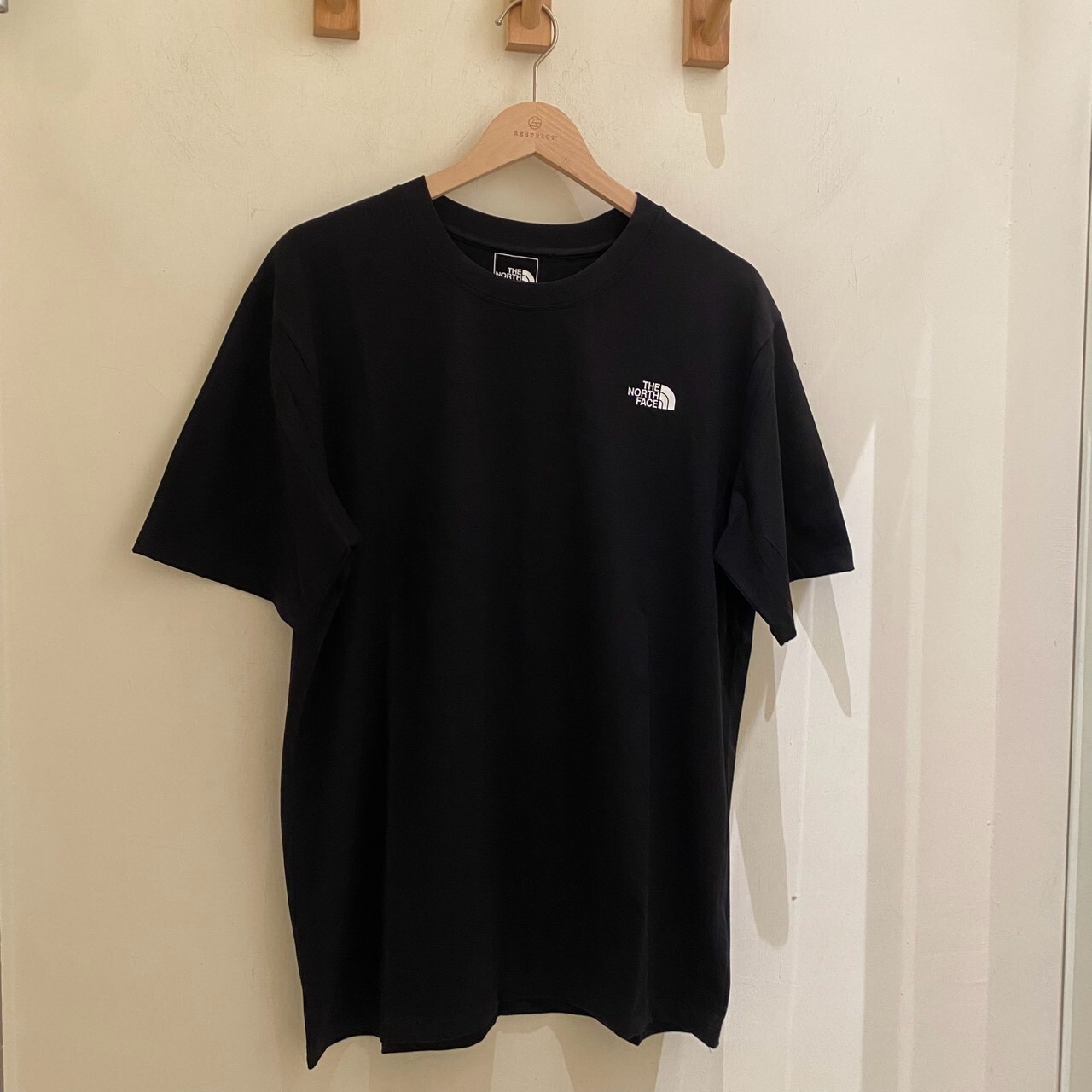 The North Face 北臉 黃石溫泉印花純棉短T NF0A8DEWJK3
