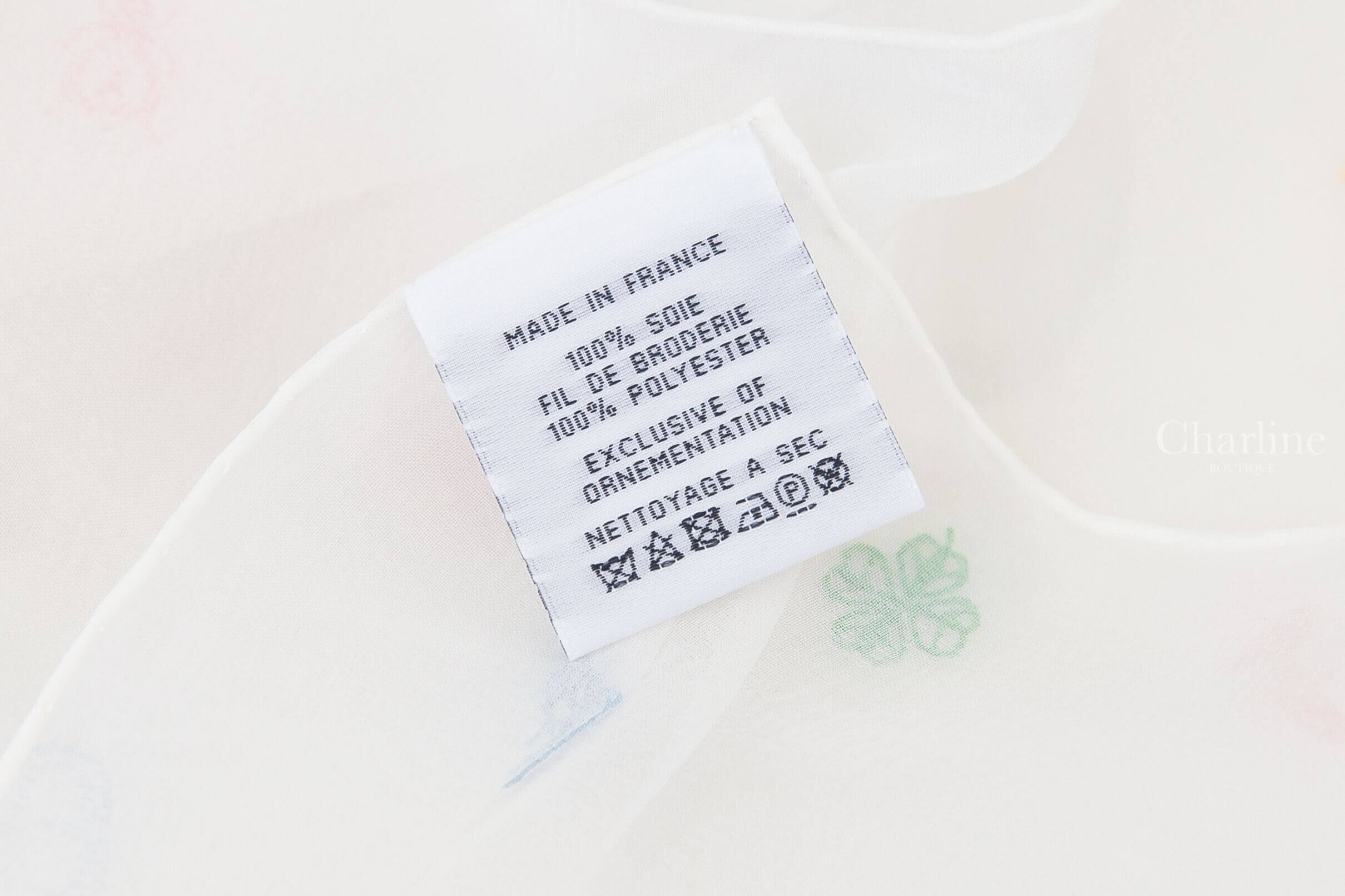 Hermès Multicharms Embroidered Scarf 100 白色滿版彩色刺繡圖騰真絲方巾-Charline Boutique 精品代購