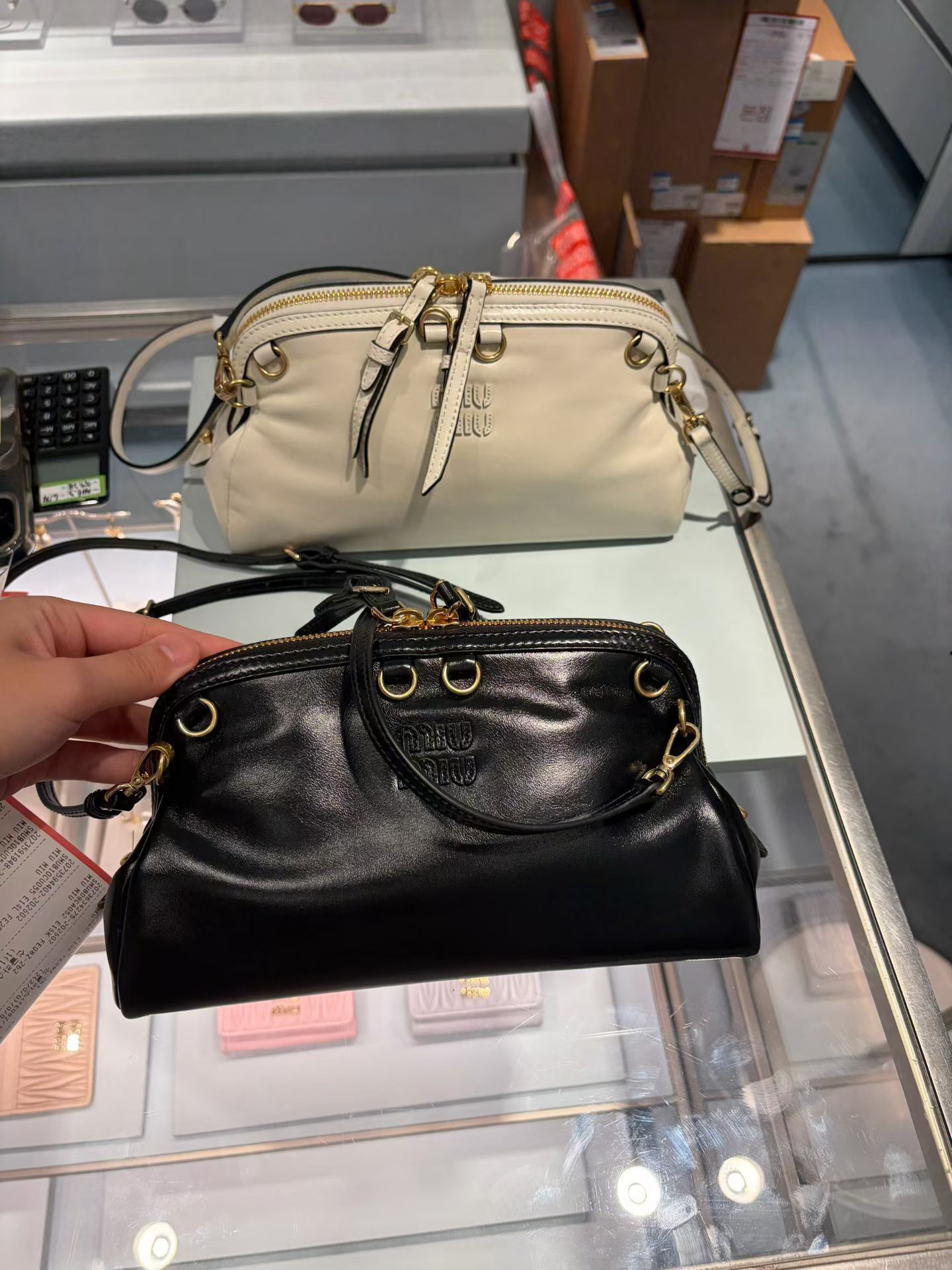 【2色入】Miu Miu Caprice Shiny Leather Clutch 光澤皮革 手拿包