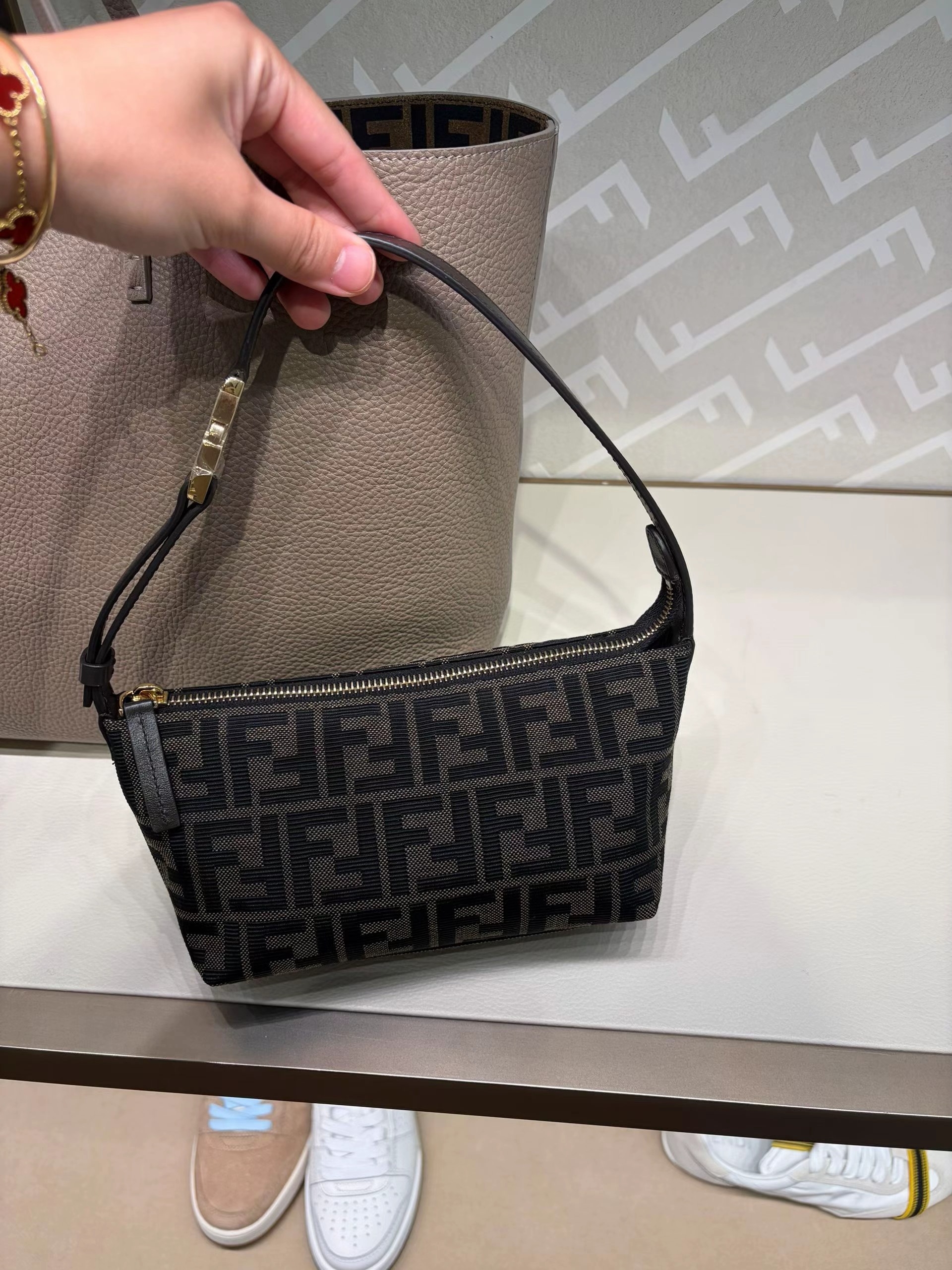 Fendi Small Vanity Pouch in FF Zucca Jacquard Fabric bag 手袋