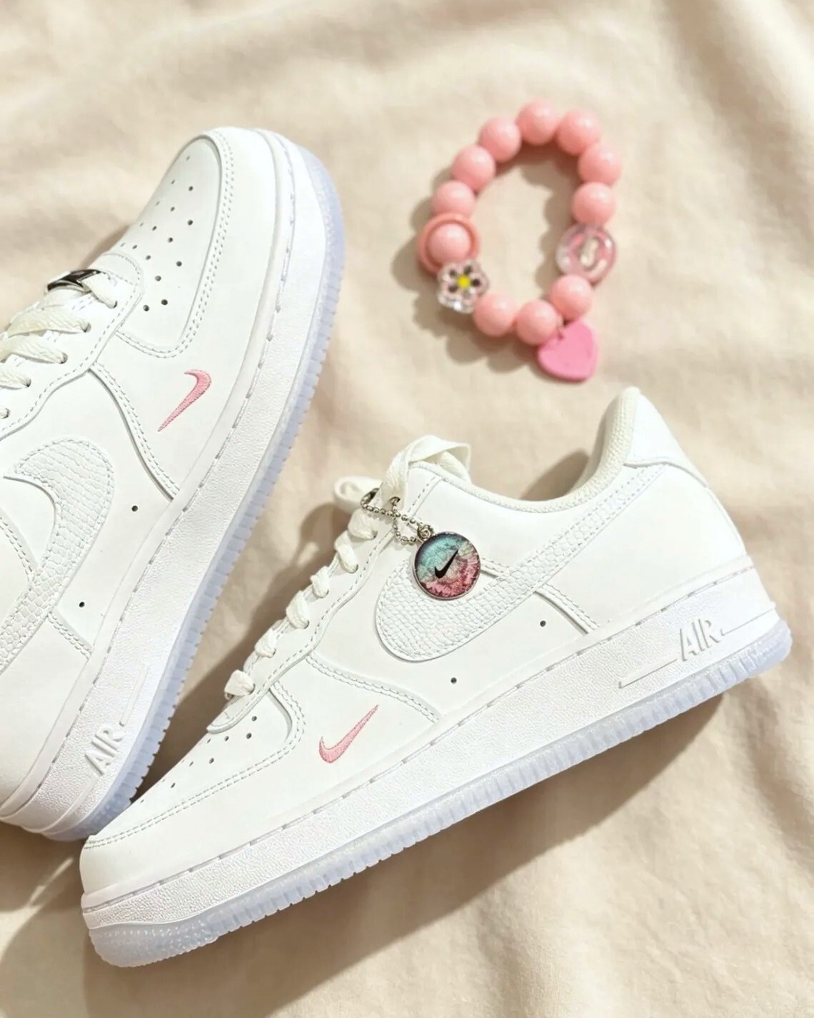 【逢甲 FUZZY】W Nike Air Force 1 "White Lotus" 小勾 白粉 IV4453-100