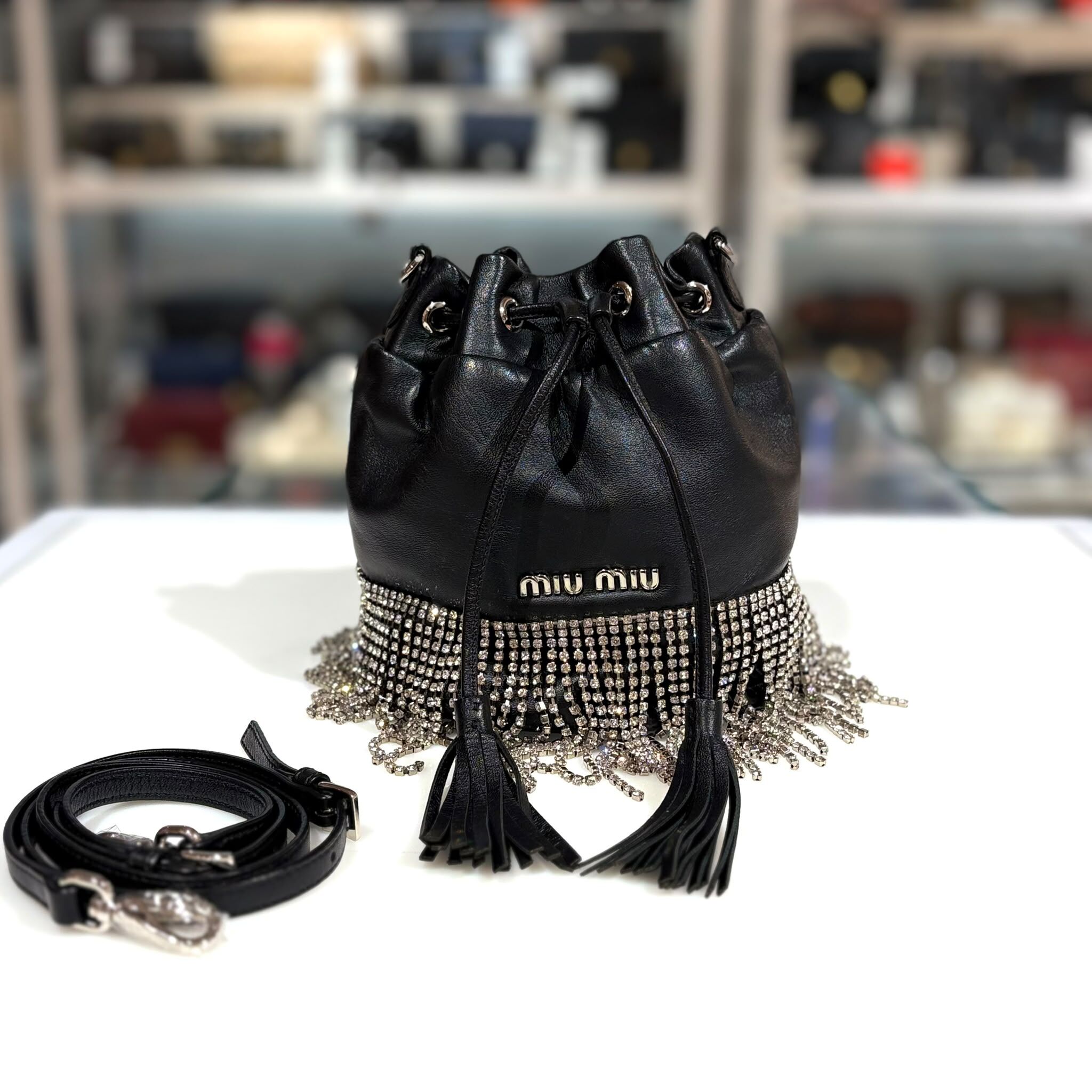 98%NEW二手MIU MIU水桶包 5BED14 黑色水晶羊皮 #香榭站正品