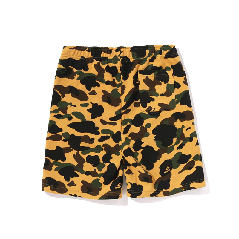 BAPE Camo Shark Sweat Shorts "Yellow" 鯊魚 滿版 噴墨迷彩 短褲 褲子 綠黃 1M30153005-GN [台灣現貨]