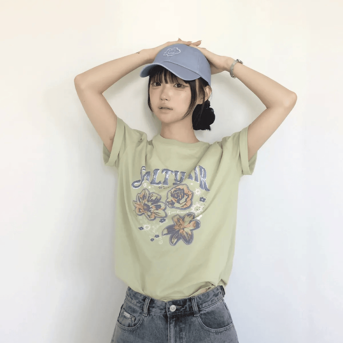 Wacky WiLLy｜Women's Oversized Vintage Graphic T-Shirt [2 colors] WW243