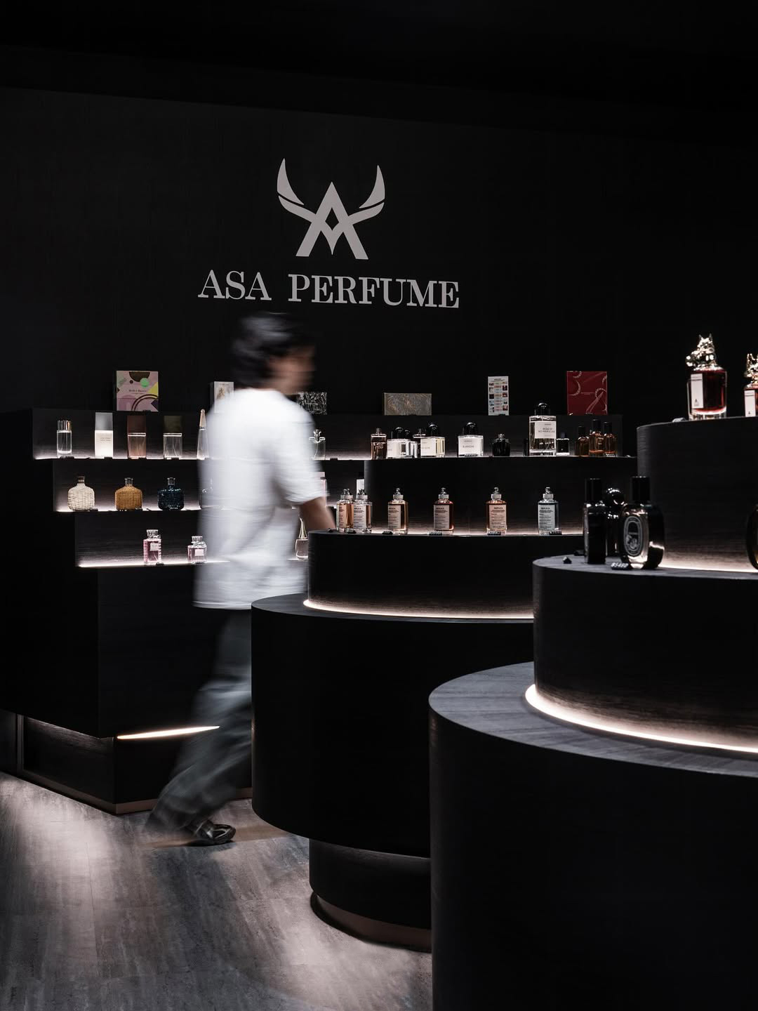 Asa Perfume 大江門市｜ASA PERFUME 品牌牆與跨品牌沙龍香水陳列