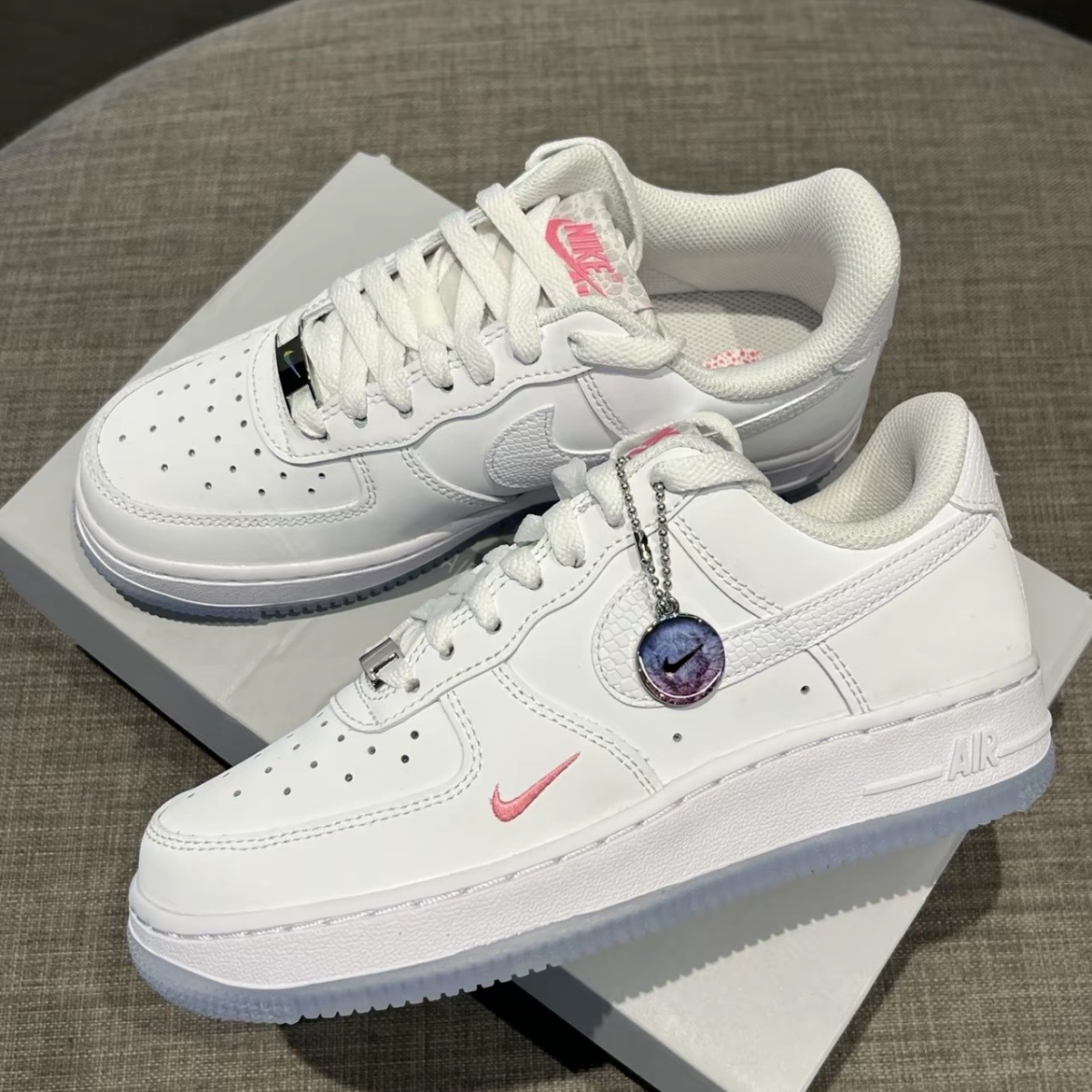 NIKE W AIR FORCE 1 07 全白 小粉勾 果凍底 休閒鞋 女鞋 IV4453-100