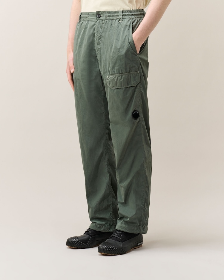 C.P. Company - Chrome-R Regular Lens Cargo Pants - 21CMPA109A005904G950 CASTOR GREY