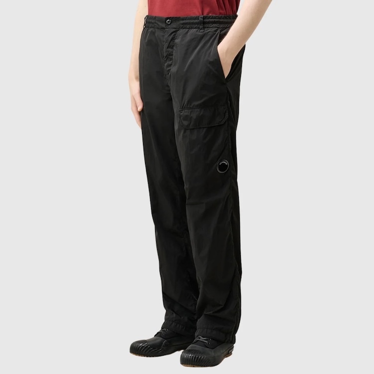 C.P. Company - Chrome-R Regular Lens Cargo Pants - 21CMPA109A005904G999 BLACK
