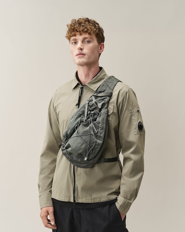 C.P. Company - Nylon B Lens Crossbody Rucksack - 21CMAC735A005269G950 CASTOR GREY