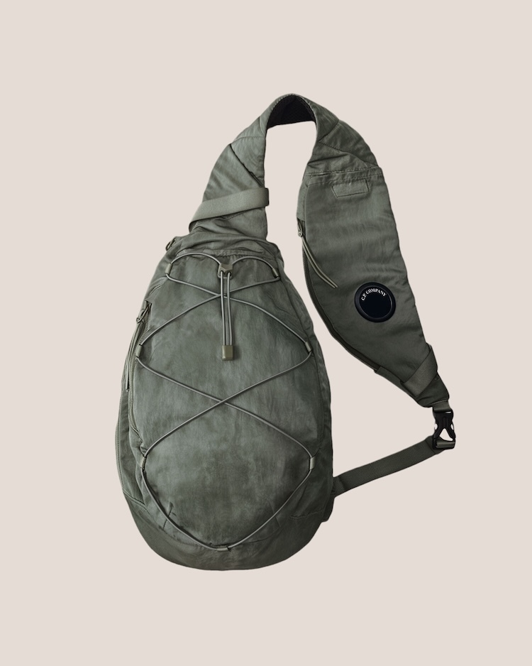 C.P. Company - Nylon B Lens Crossbody Rucksack - 21CMAC735A005269G950 CASTOR GREY