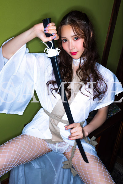 「R18.Japan」「預購」Cosplay Fetish Book 白峰ミウ 寫真集