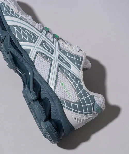 Asics 防水波鞋