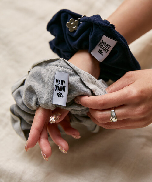 MARY QUANT × PUBLUX / Mary Quant Daisy Charm Scrunchie