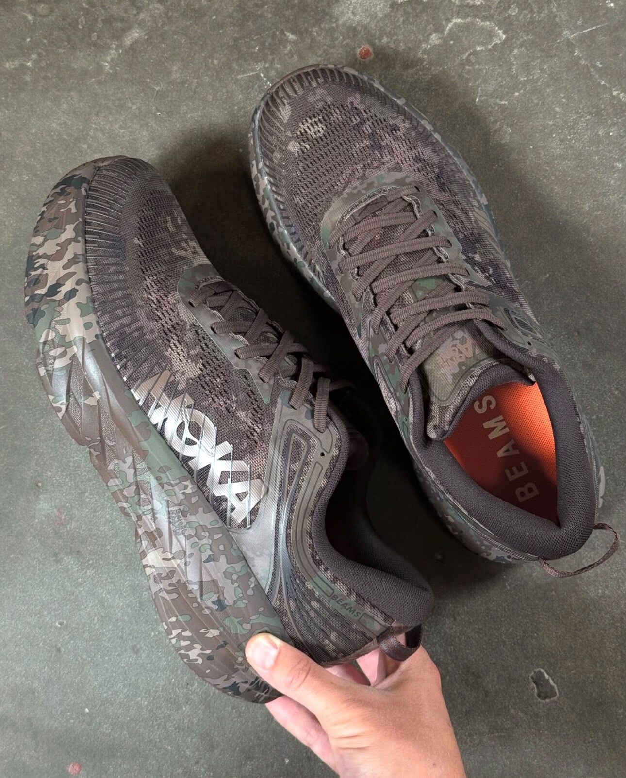 預訂| Hoka One One x Beams BONDI 7 CHESTNUT / BLACK BEAN 1183211-CCKB