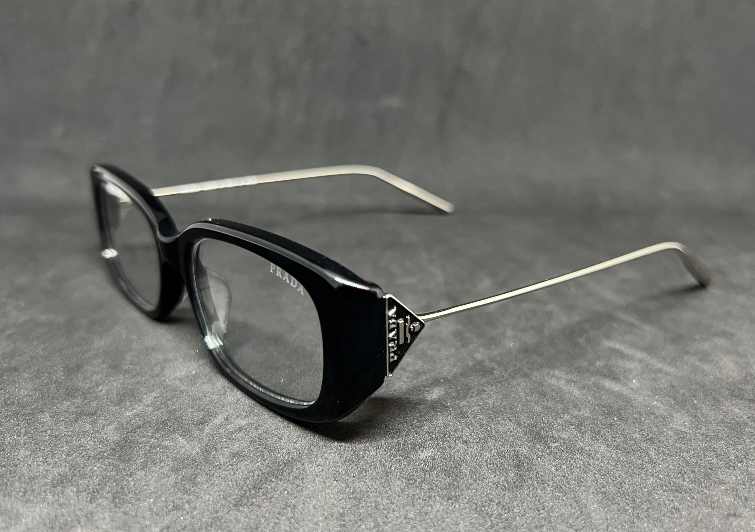 PR D65s Clear | Black Frame
