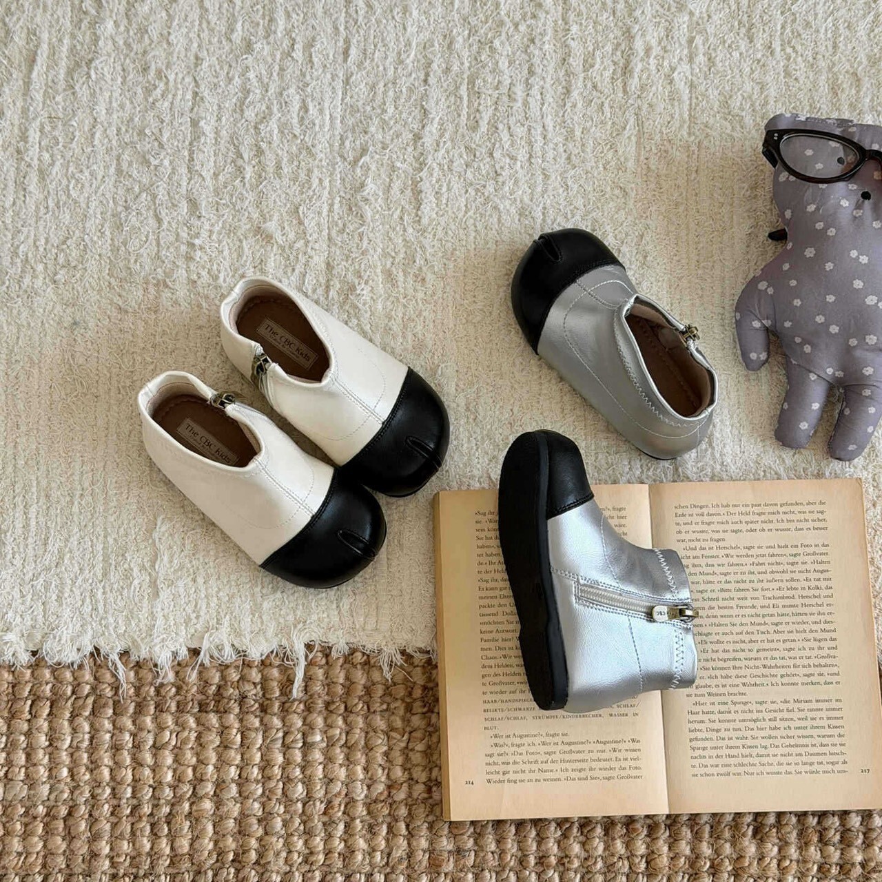🍂 SHOES  ෆ 可愛 撞色圓頭包靴  ✦ ✧