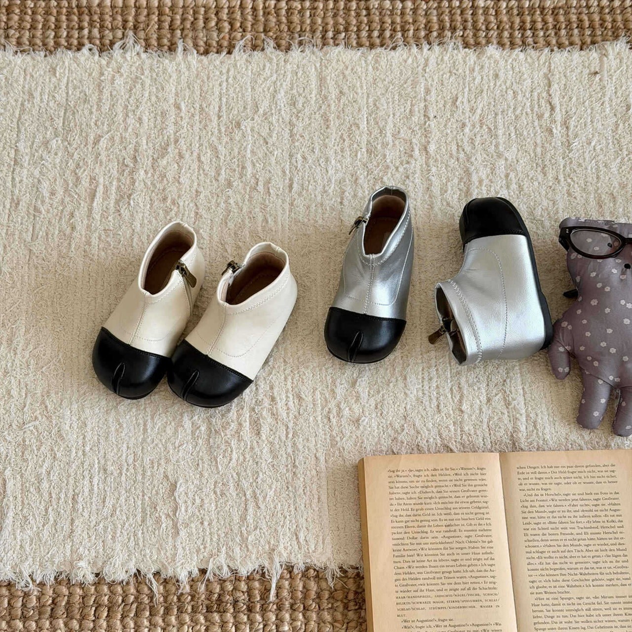 🍂 SHOES  ෆ 可愛 撞色圓頭包靴  ✦ ✧