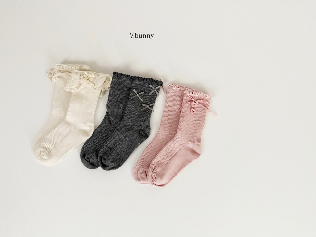 正韓秋Vbunny甜美緞帶捲邊襪(三入)
