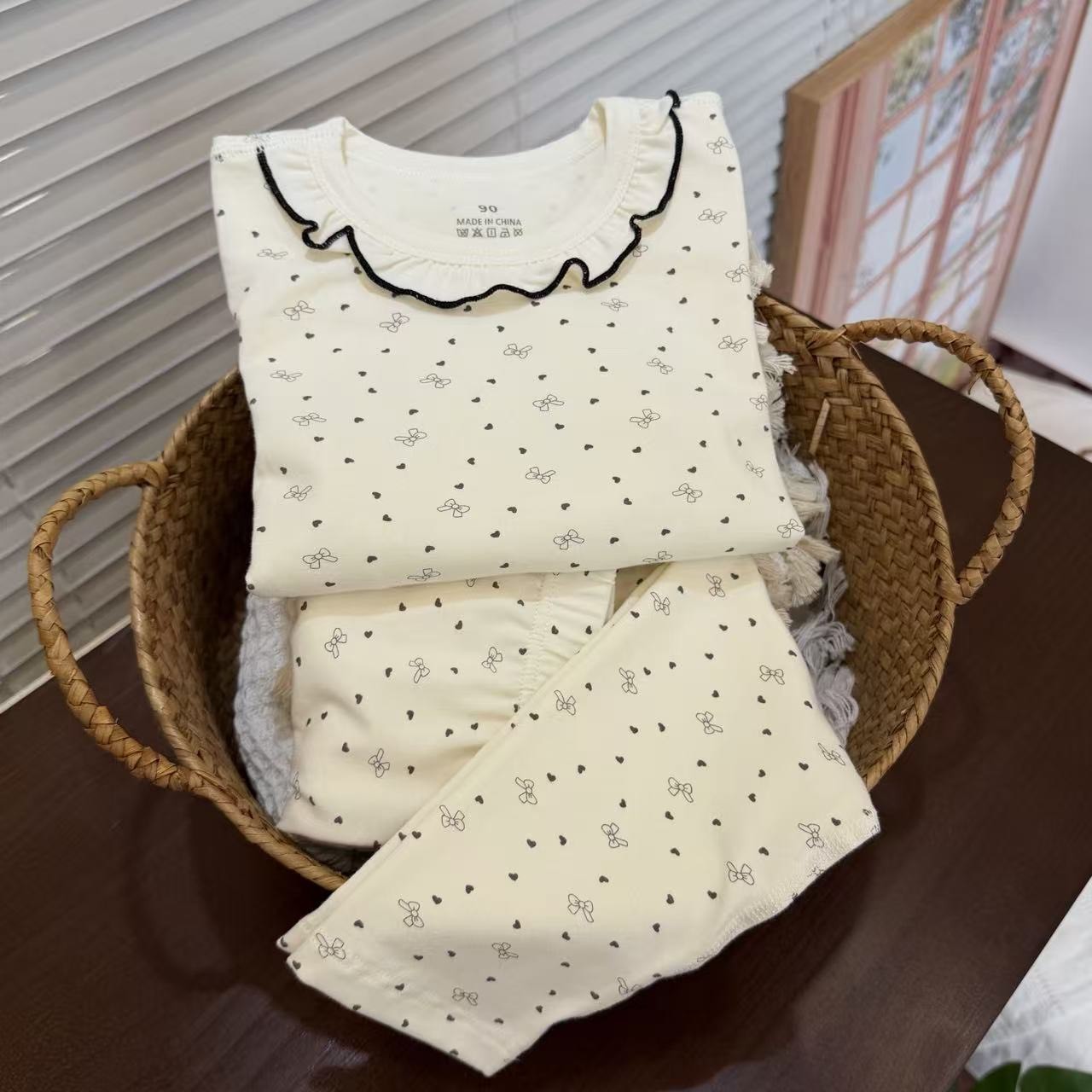 荷葉邊領蝴蝶結家居服