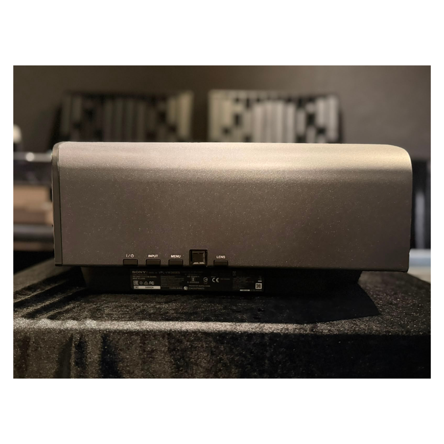 Sony VPL-VW360eS 4K SXRD Home Cinema Projector  (2nd Hand)