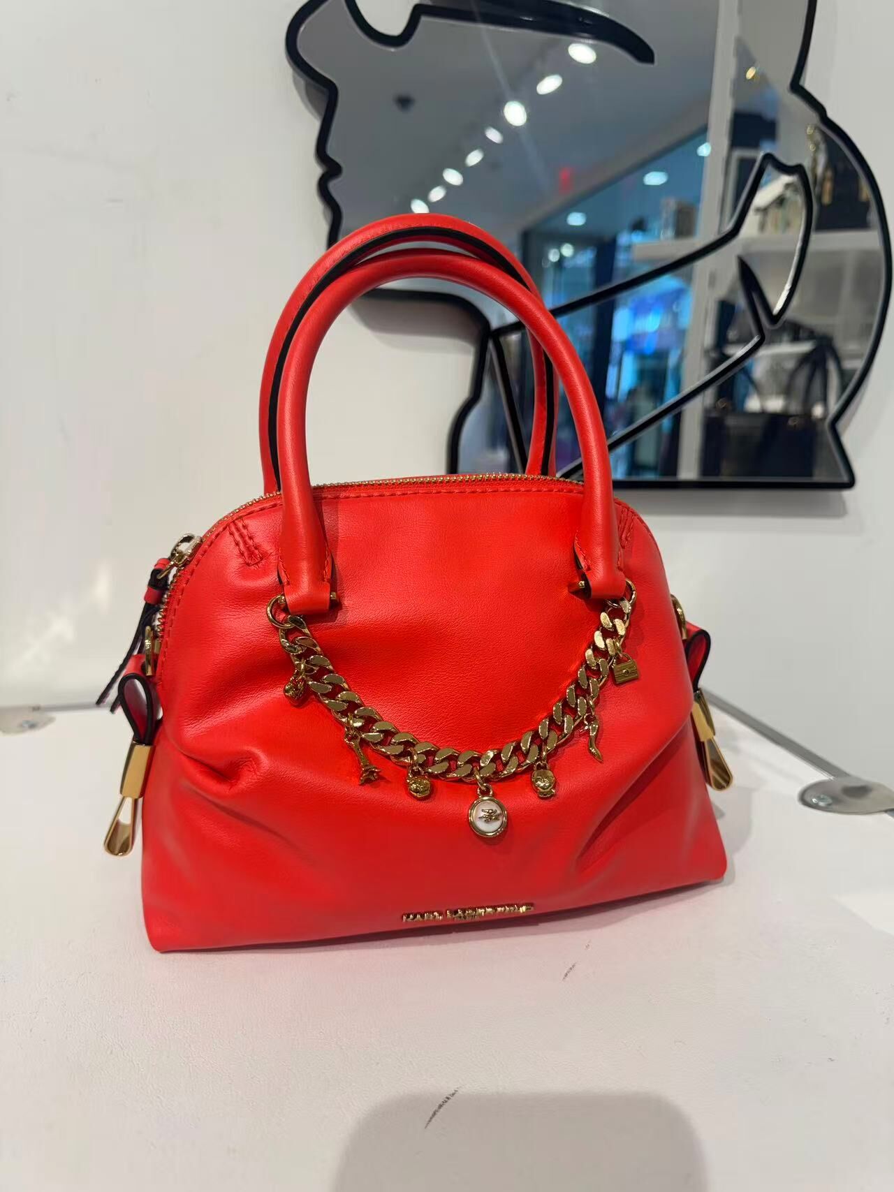 【預購】KARL LAGERFELD PARIS H0814152 Charline 掛飾斜背包