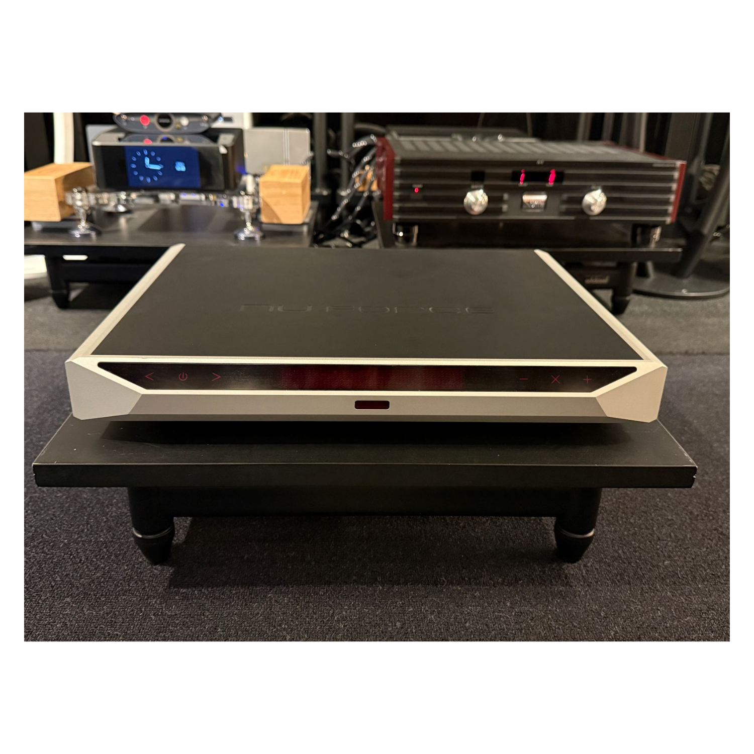 NuForce P-20 Preamplifier + NuPrime Evolution One Amplifier (2nd Hand)