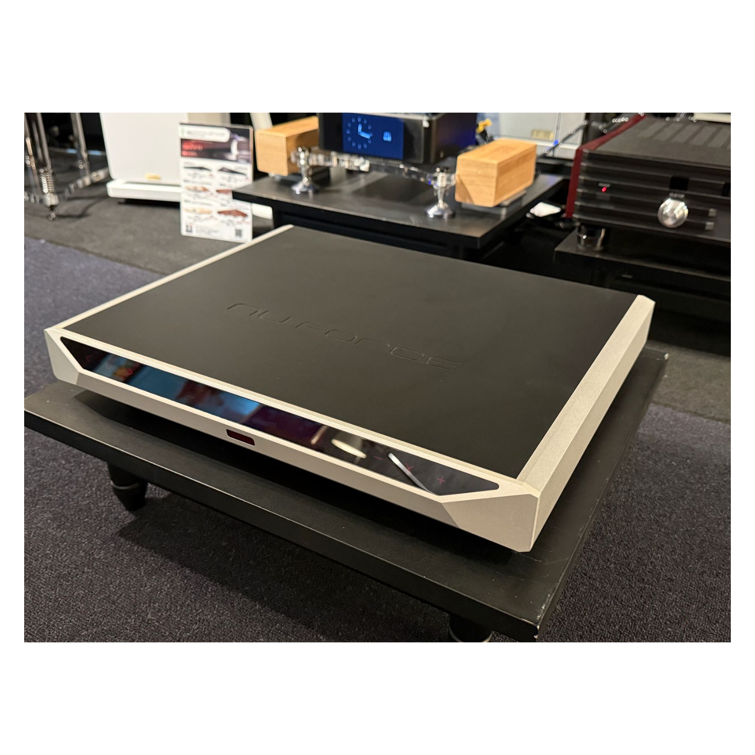 NuForce P-20 Preamplifier + NuPrime Evolution One Amplifier (2nd Hand)