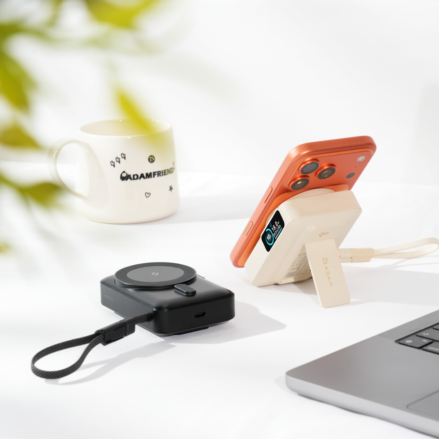 VIONTA E10 固态式自带线磁吸行动电源 搭配 iLinio C100 USB-C 100W 磁吸充电线 (一组二入)
