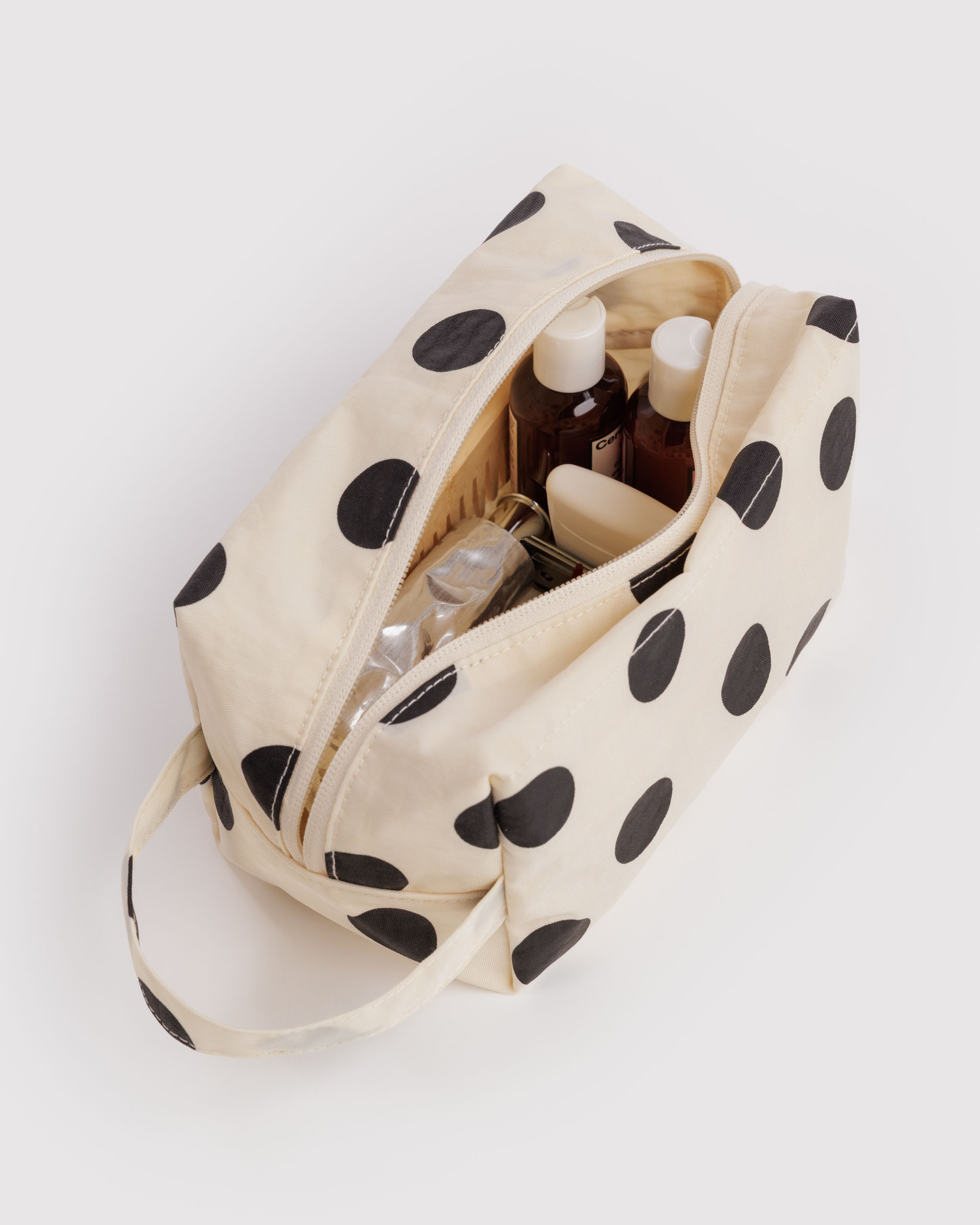 Dopp Kit - Cream and Black Polka Dot｜BAGGU