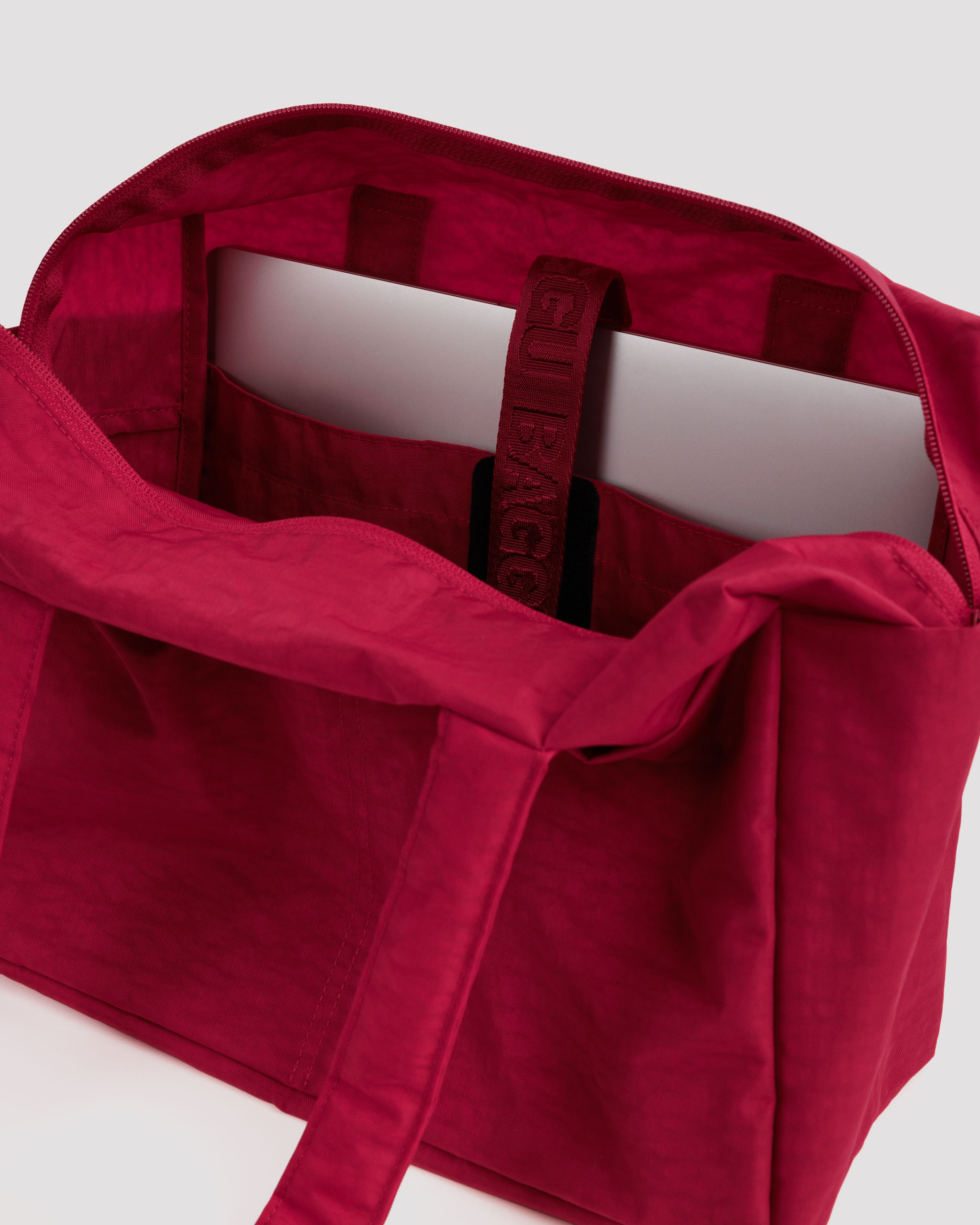 Everyday Cloud Bag - Cherry｜BAGGU