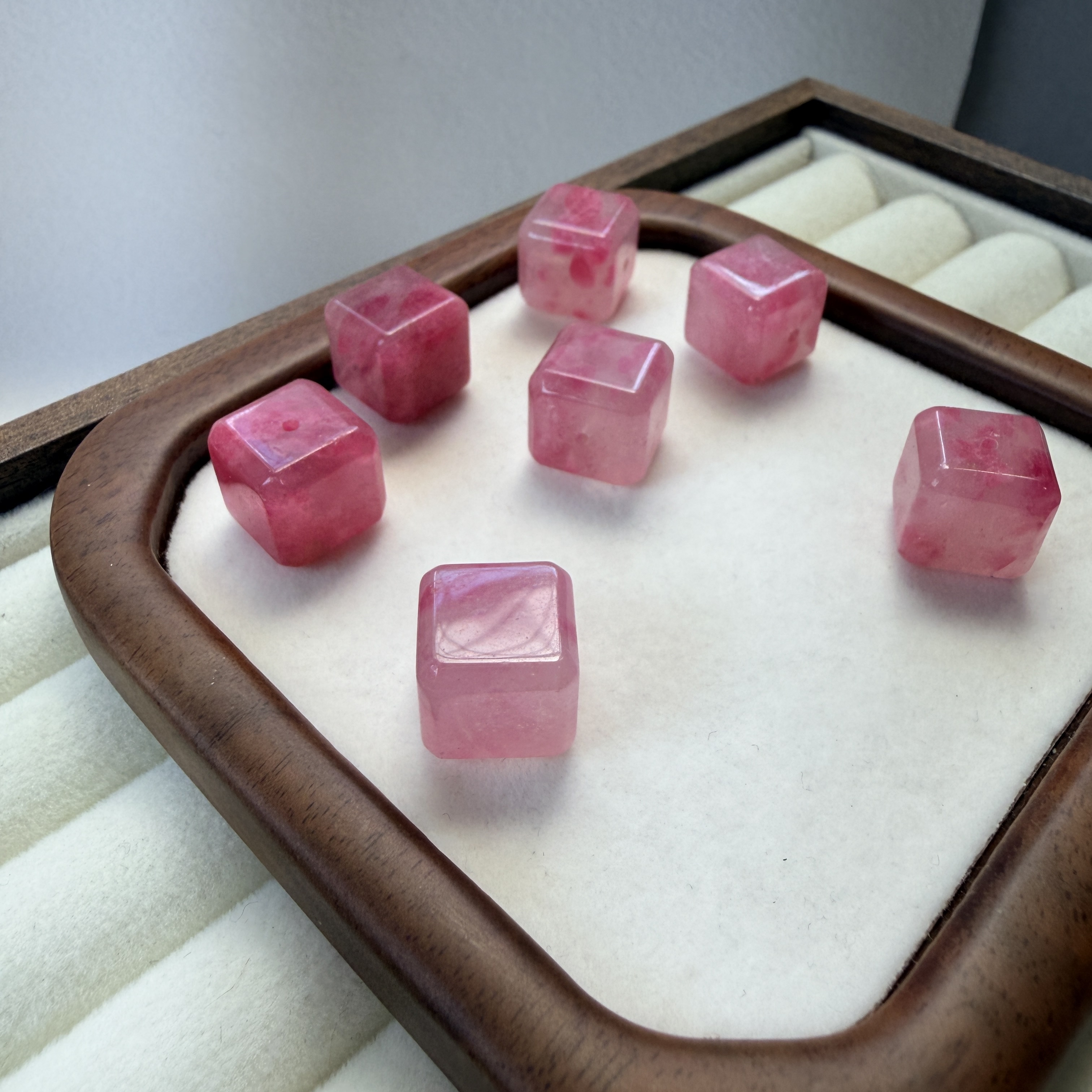 薔薇輝石