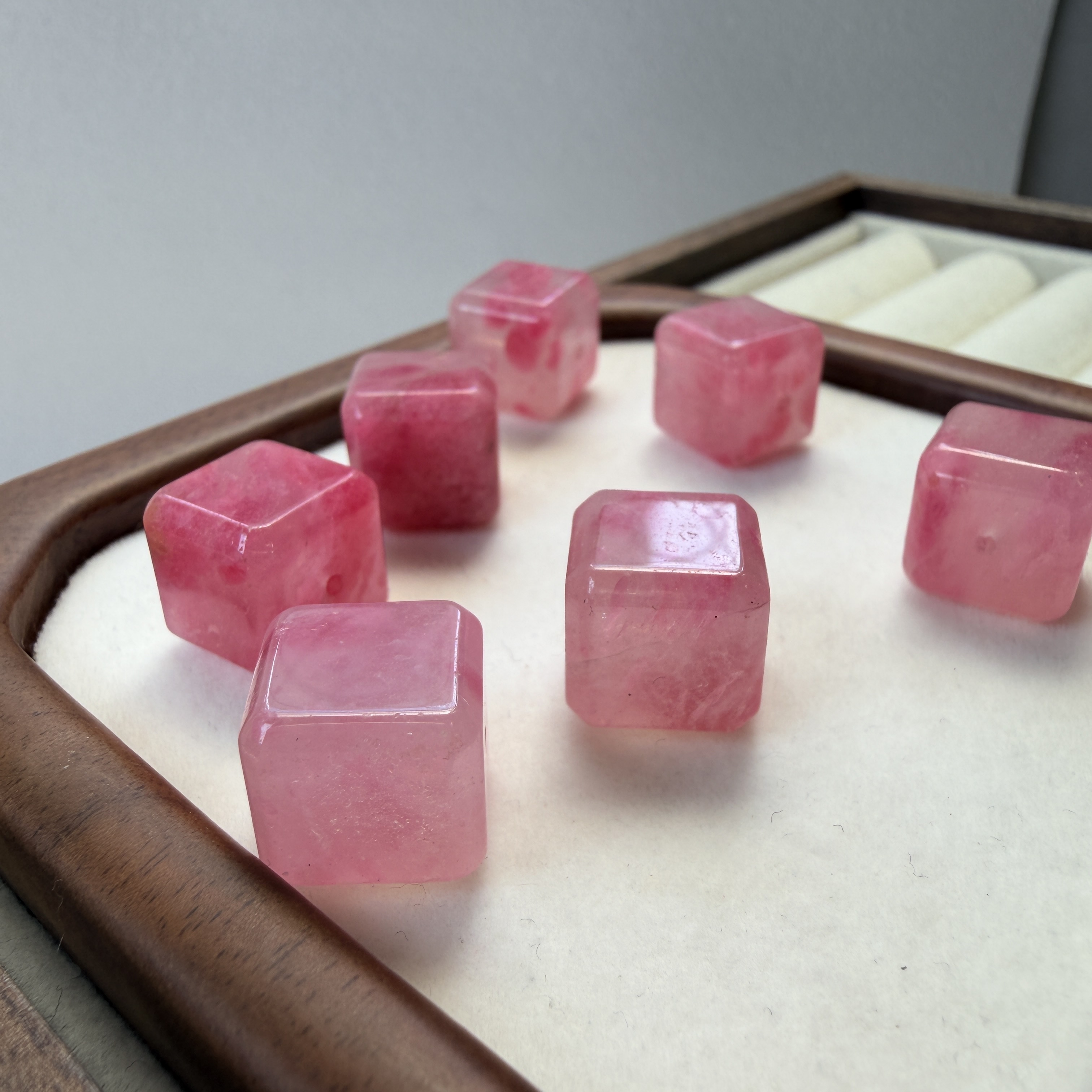 薔薇輝石
