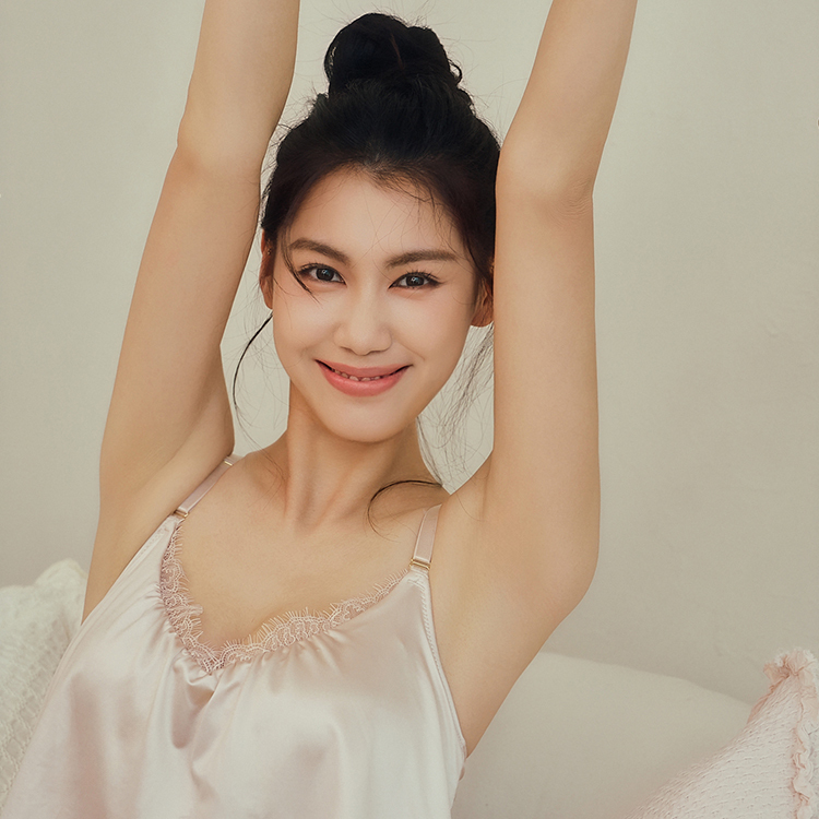 Top【Beauty Sleep · Night Bra】Double C Silky Satin Pyjamas (Champagne)
