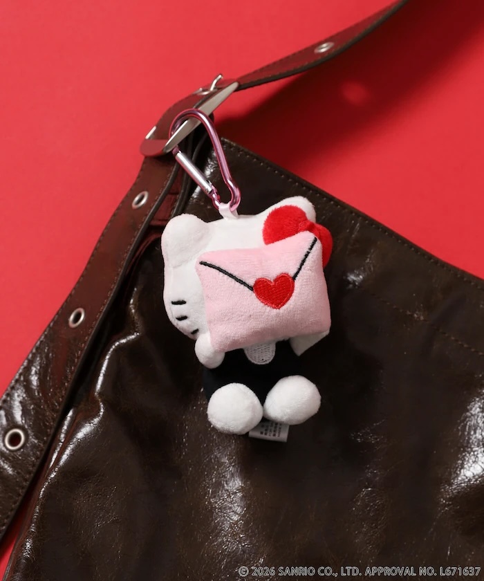 FREAK'S STORE x Sanrio 情書遮臉Kitty吊飾