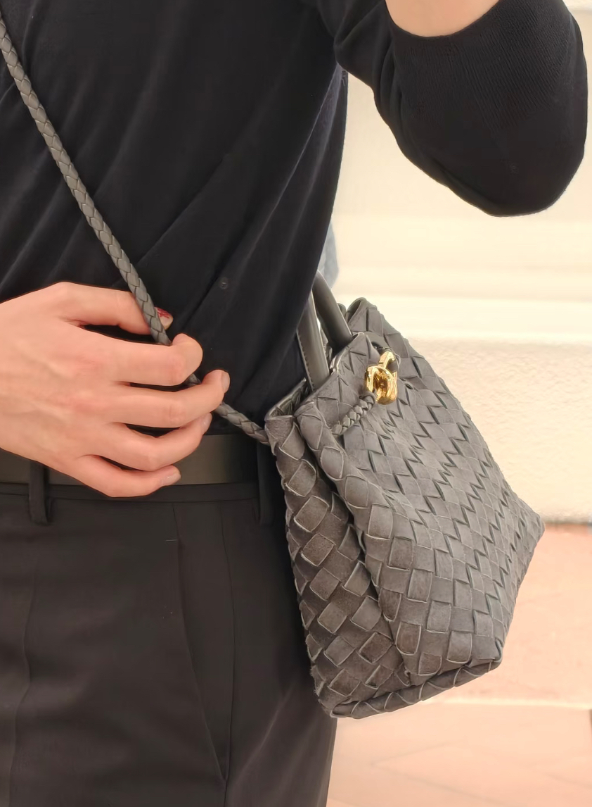 Bottega Veneta bv Small Andiamo 麂皮 手袋 灰藍色