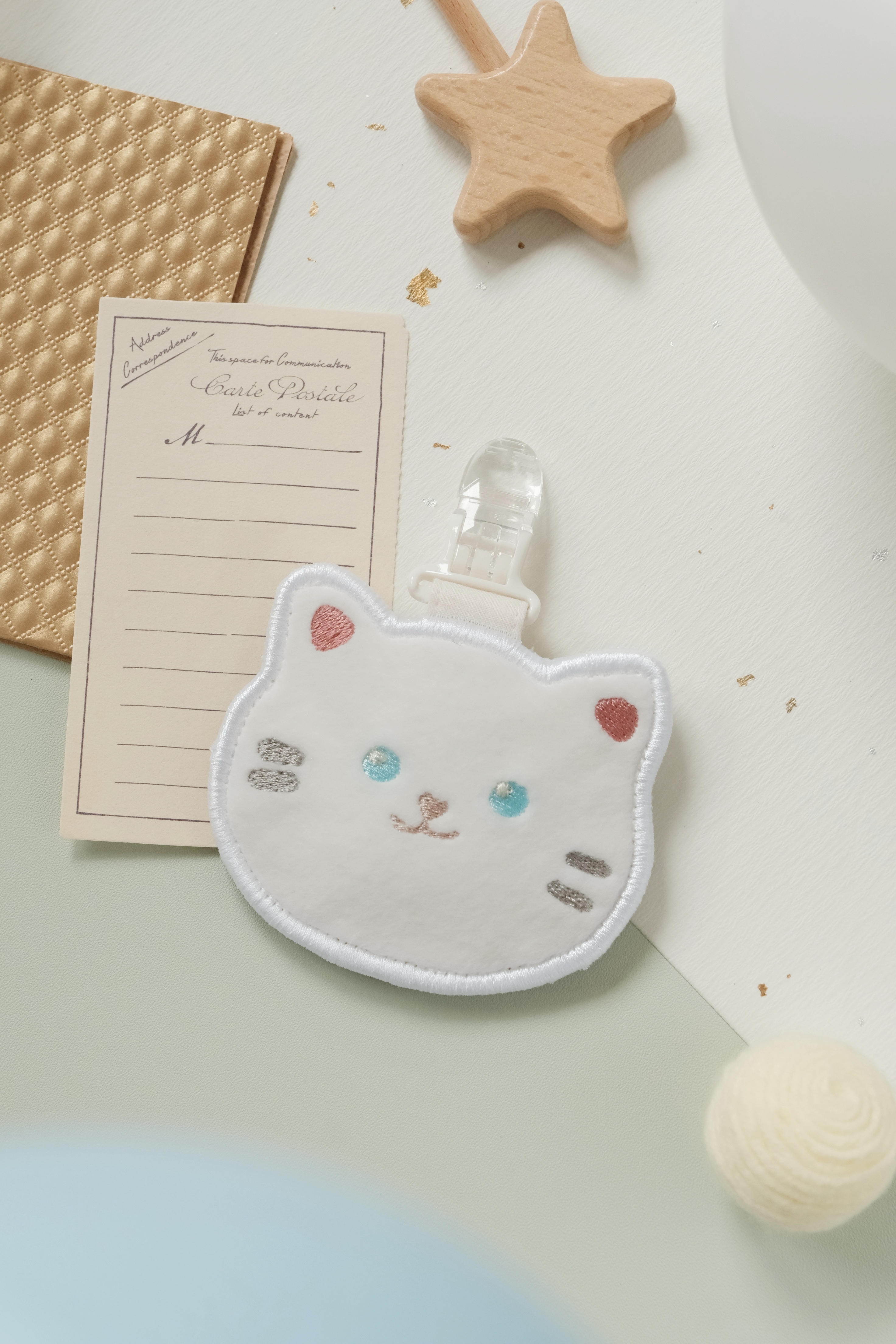Hi Y.P store-刺繡平安符袋-獨家設計-白貓