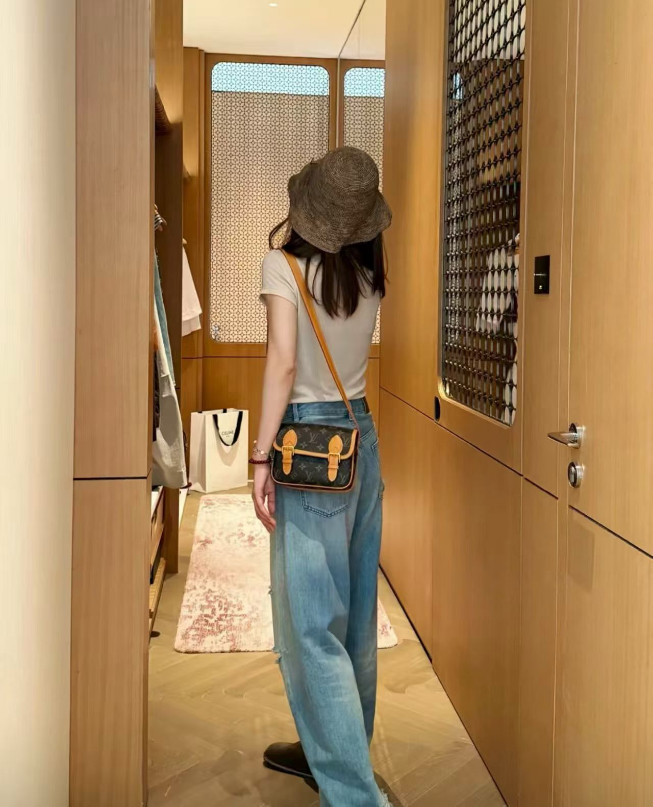 Louis Vuitton LV Monogram Archive Mini Messenger Bag 金扣 肩背袋