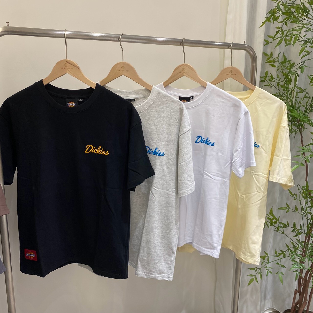 Dickies美式復古小柯基刺繡短T DKU262NKTBGO-YS