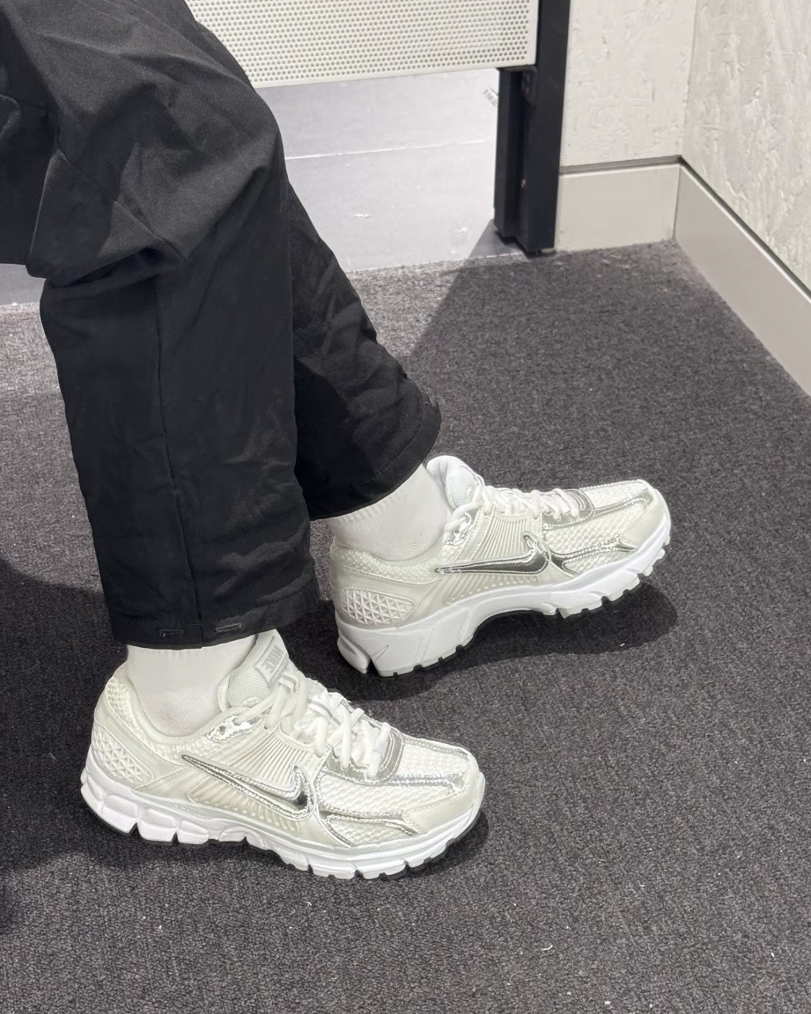 (預訂) Nike Zoom Vomero 5 - Chrome Toe