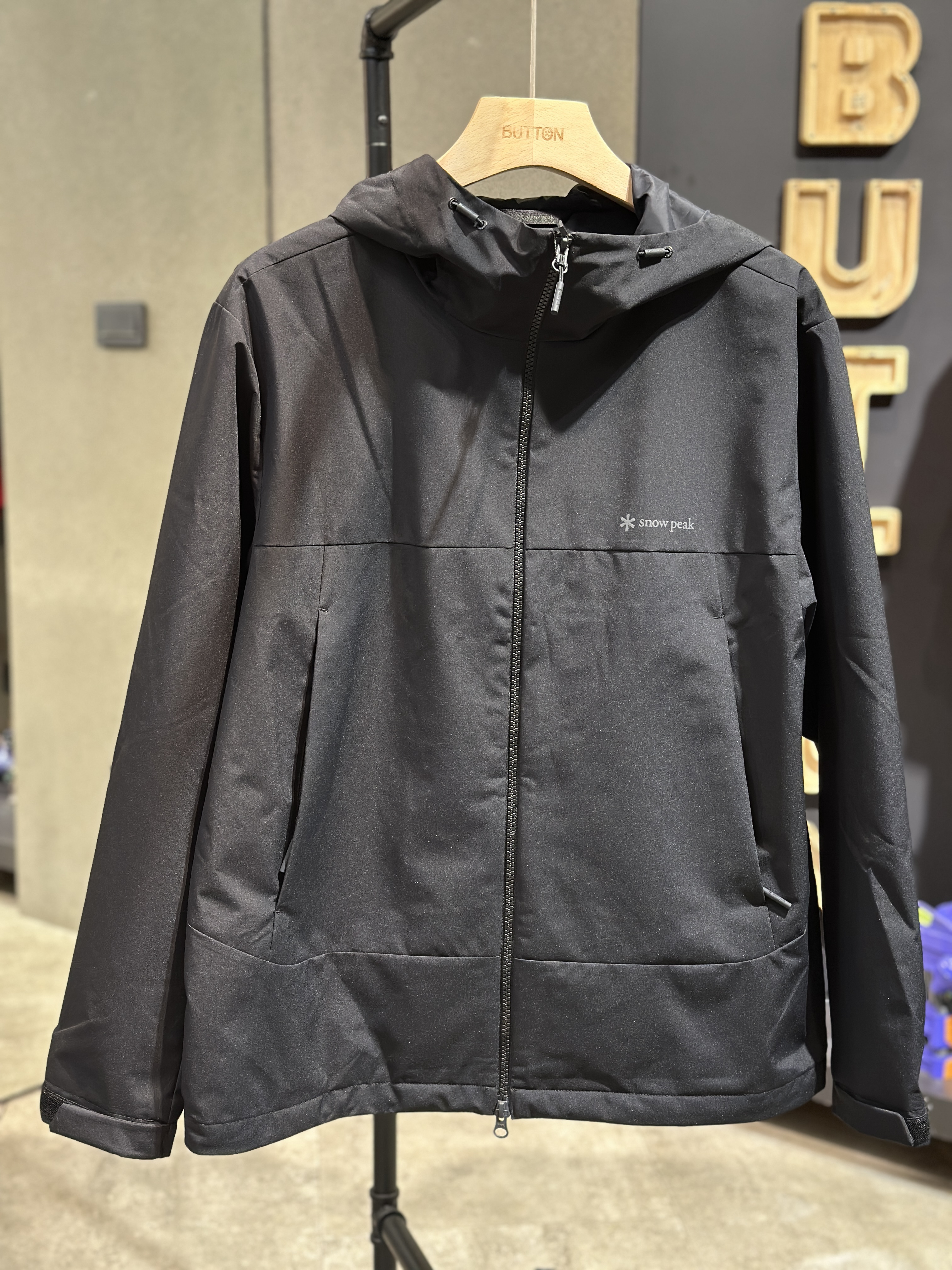 【零碼折扣】Snow Peak 2L Titanig Windbreaker Titanig 雙層 防風外套 BTS 金泰亨同款🔥 S25FMTWB30