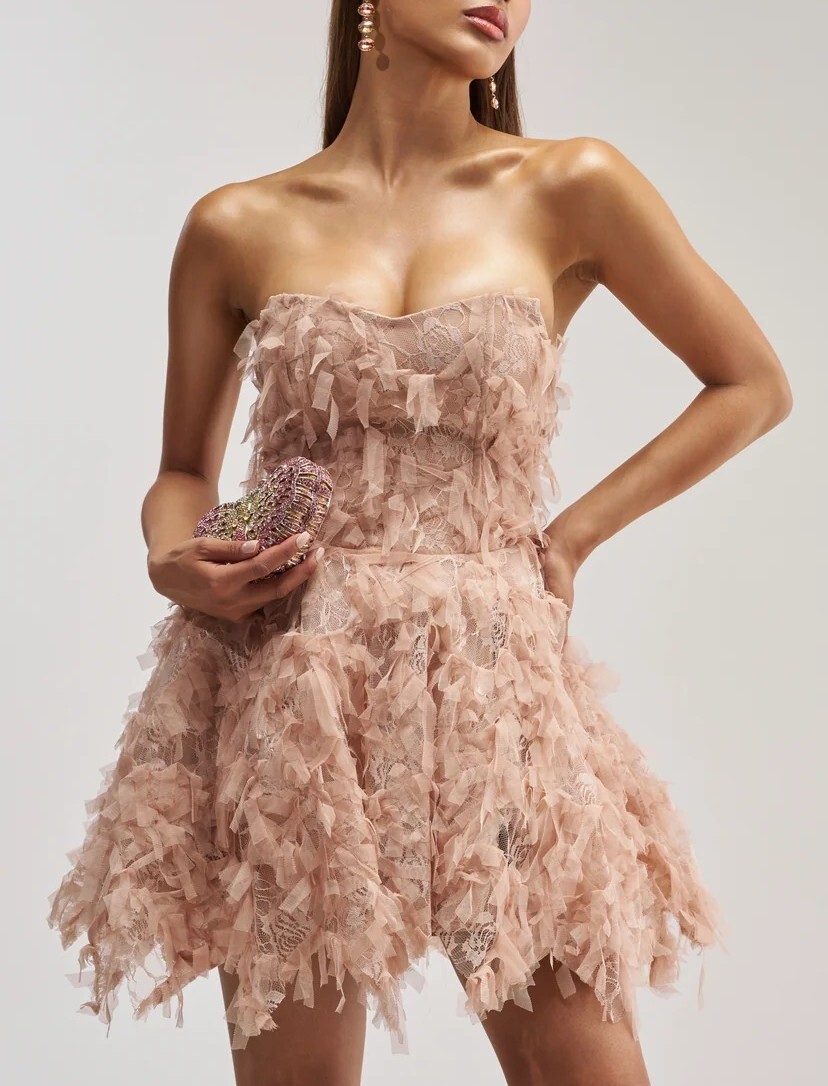Mauve裸粉色立體蕾絲紗心型領Mini Dress