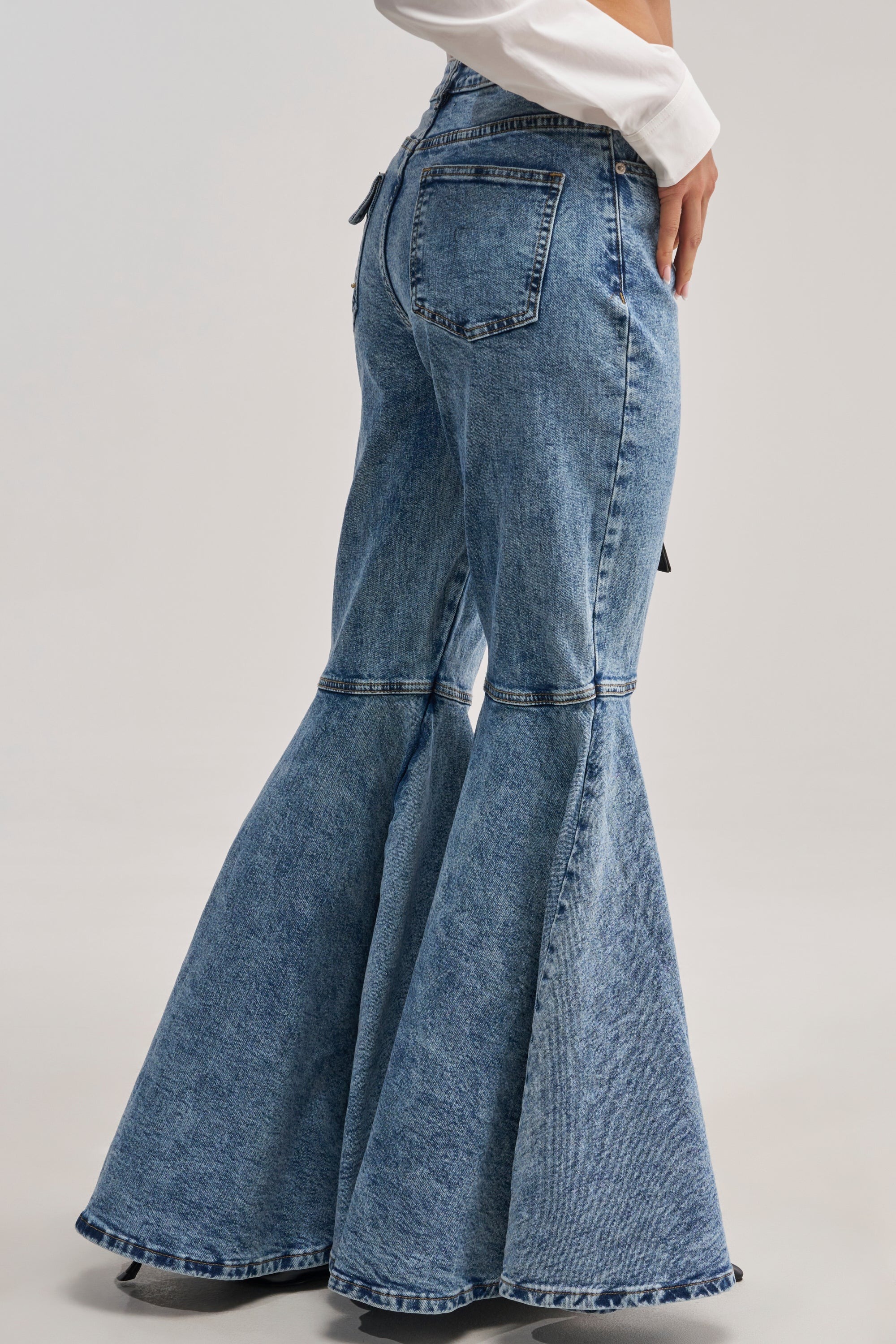 Denim Party單寧藍色高腰荷葉飾邊喇叭褲