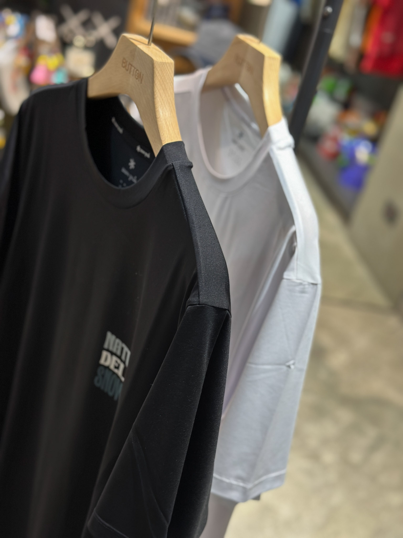 【零碼折扣】Snow Peak Water Lettering Short Sleeve T-shirt  水波浪字體文字短tee S25MMWSW02