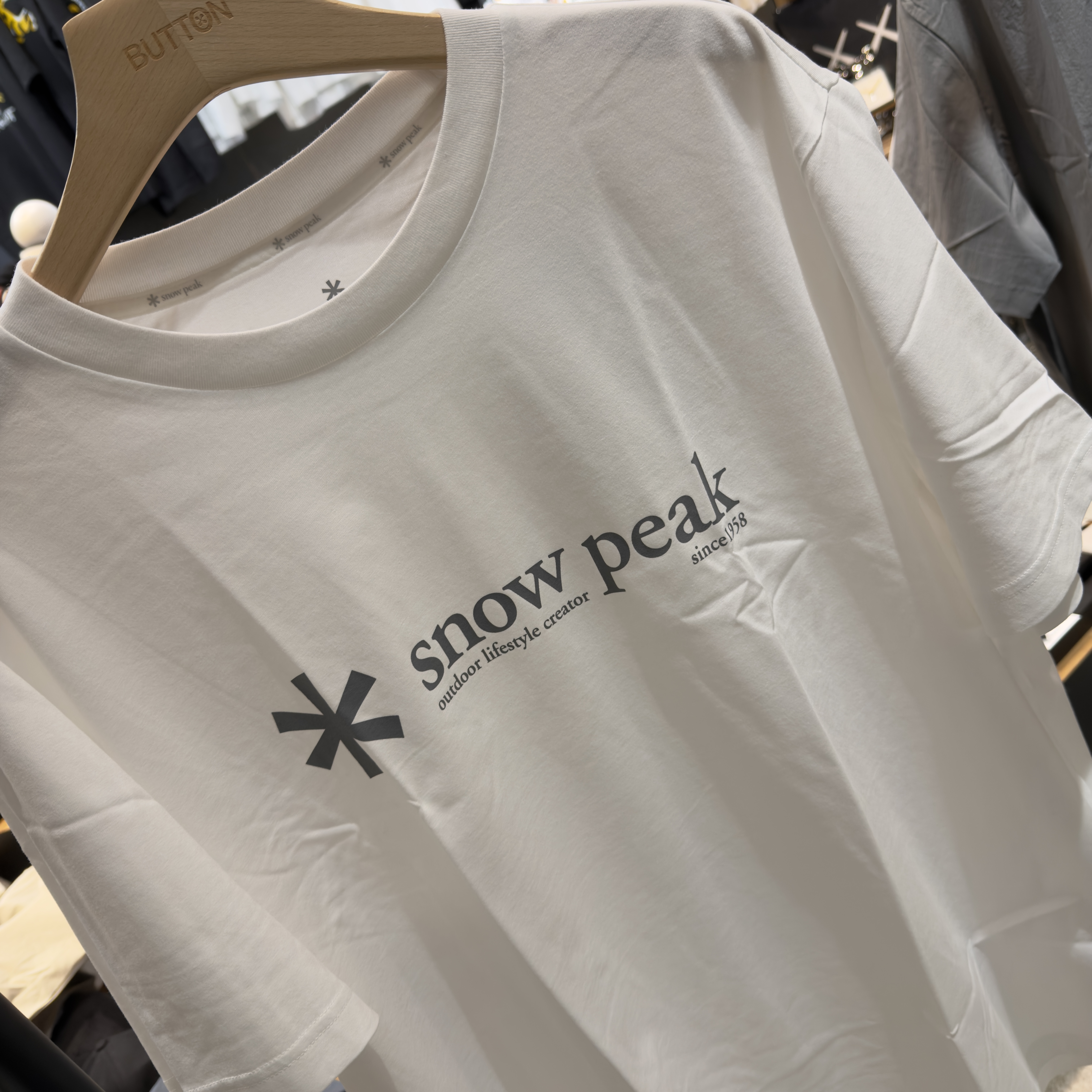 【零碼折扣】Snow Peak Askin Bog Logo Short Sleeve T-Shirt 男女同款 印花大logo涼感短tee S25MUFTS67