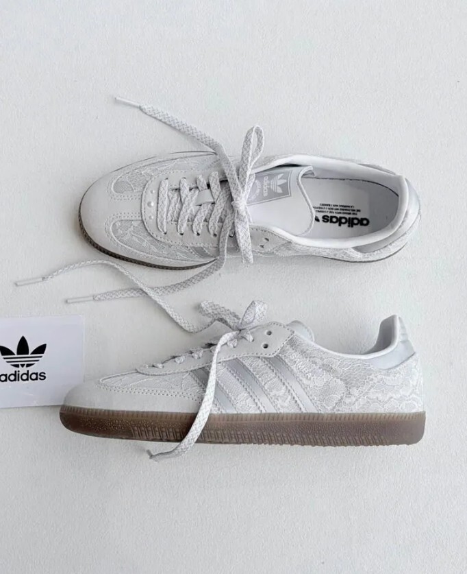 【預購】ADIDAS SAMBA OG 蕾絲 灰銀 灰白 淺灰 焦糖底  女鞋 KH7841