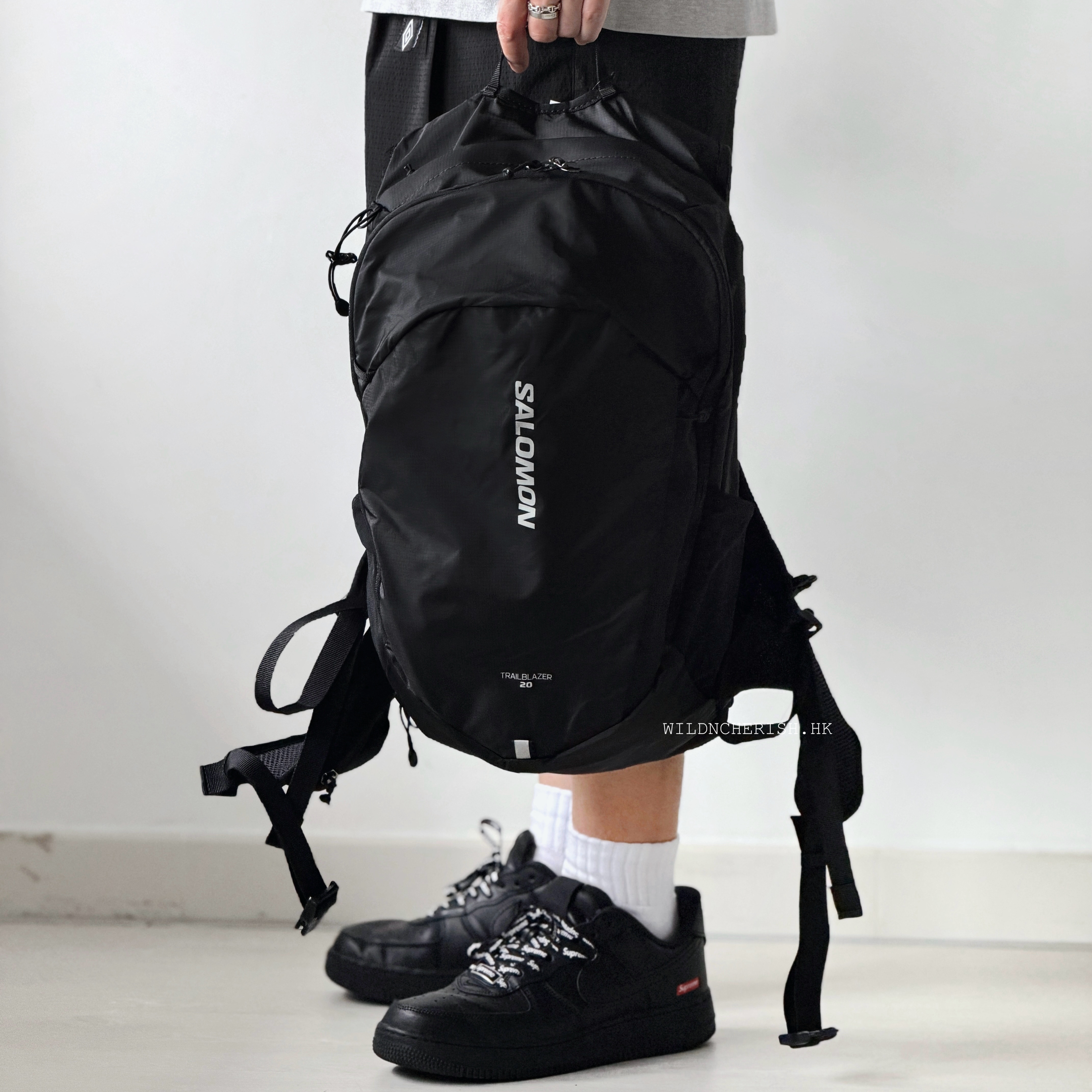 現貨 | Salomon TRAILBLAZER 20 輕量 多功能背包 黑色