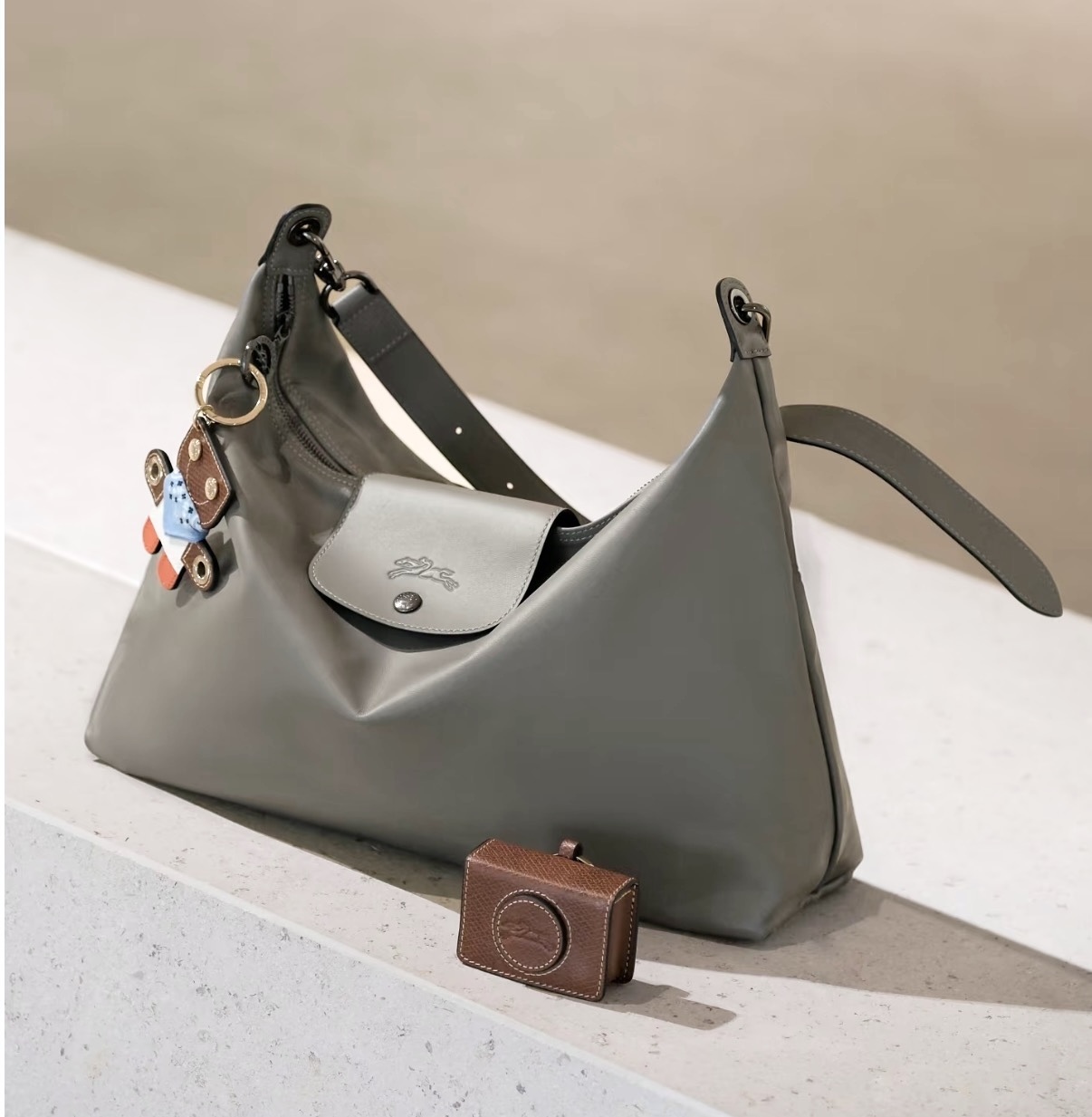 LONGCHAMP Xtra Hobo XL